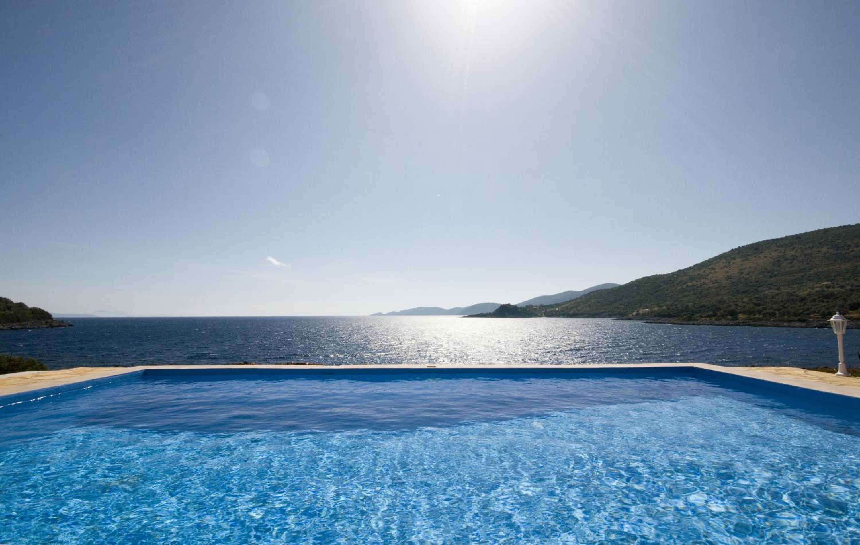 Villa - Beach Front - Photo 26