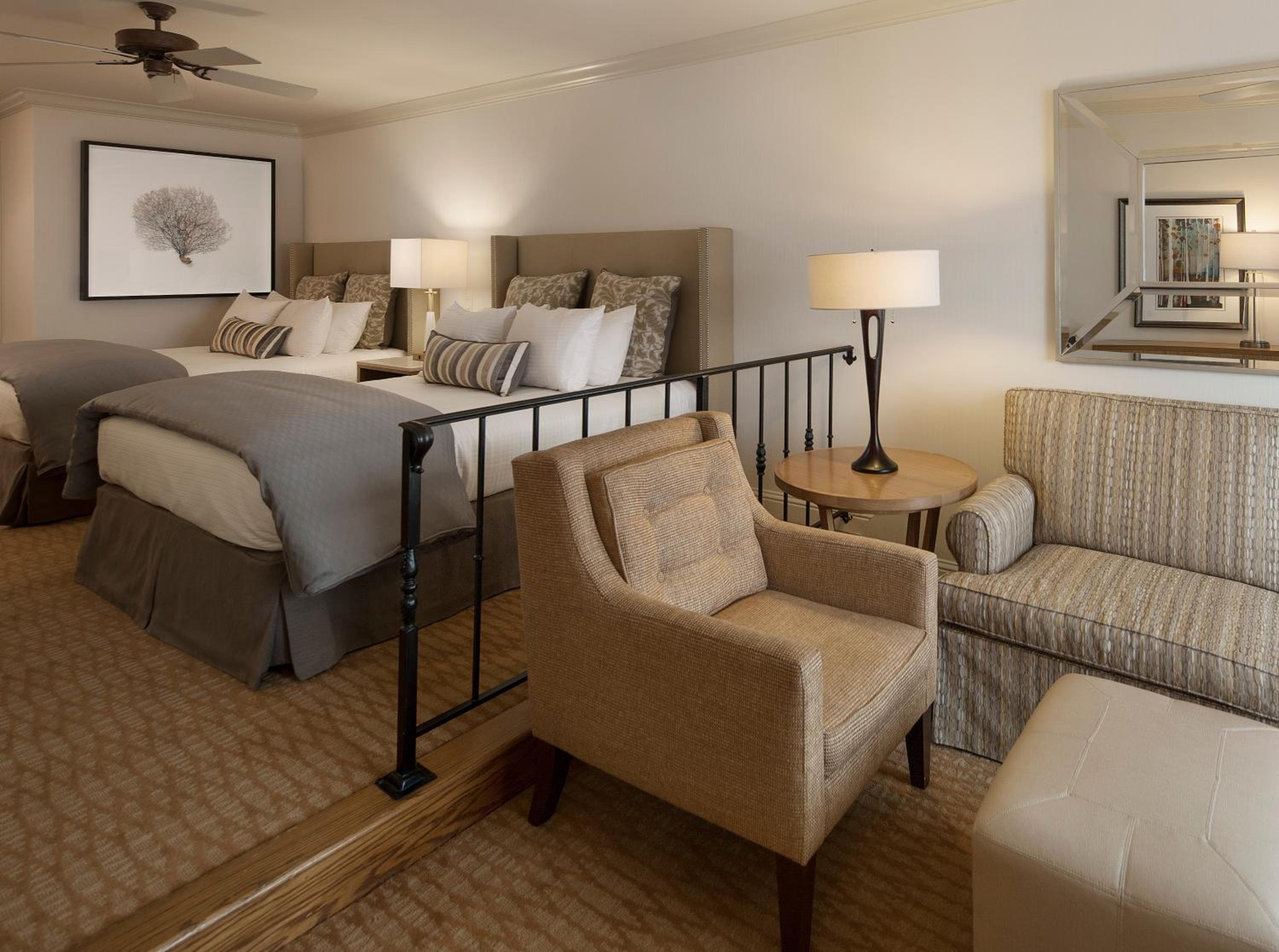Queen Suite with Two Queen Beds and Partial Ocean View - Photo 3