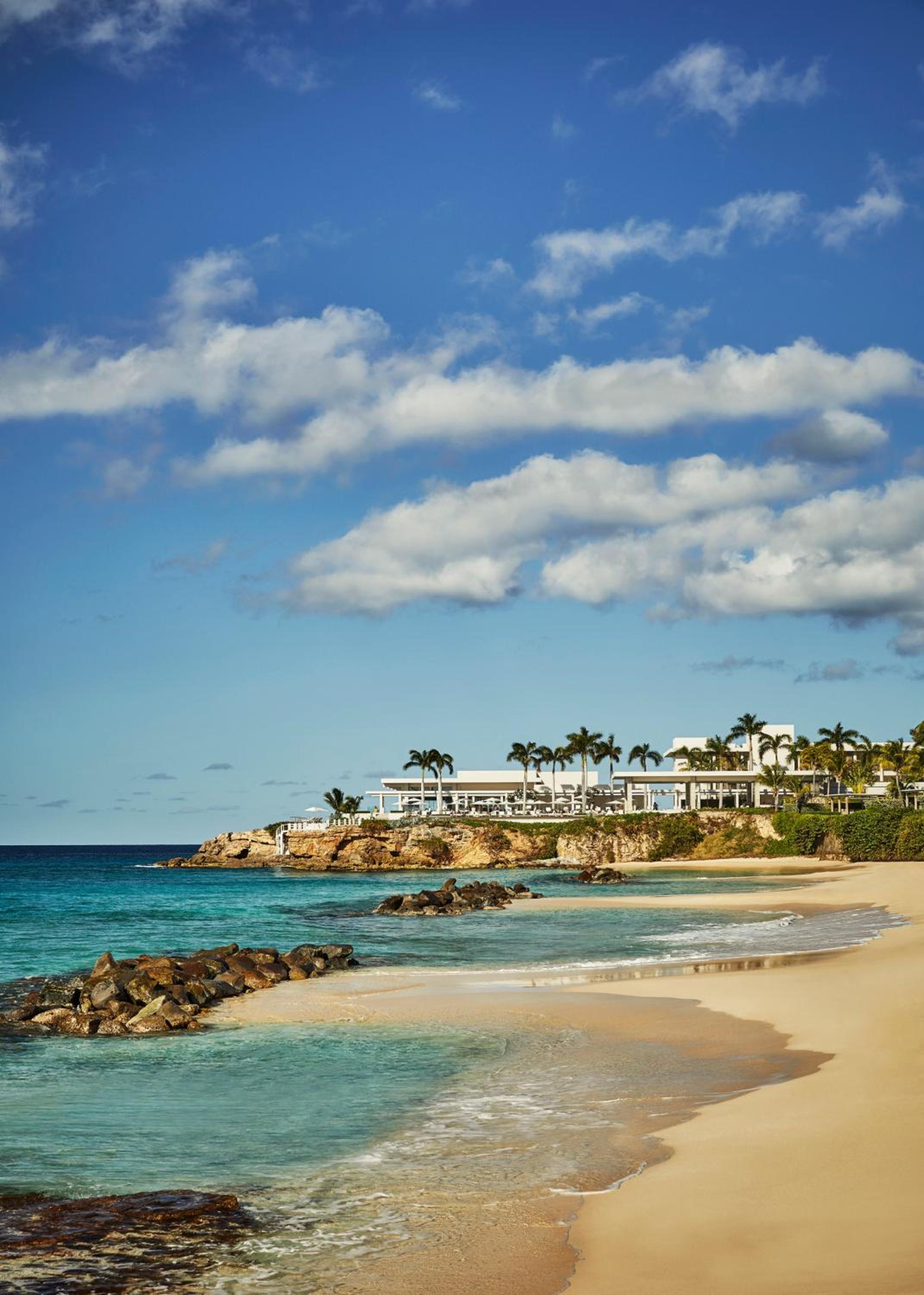 Four Bedroom Oceanfront Townhouse Three Kings and Two Queen Beds