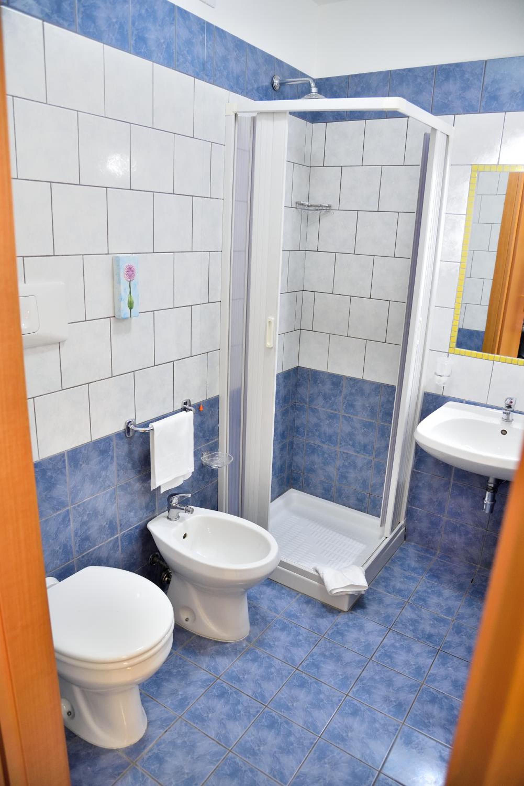 Double Room - Photo 6