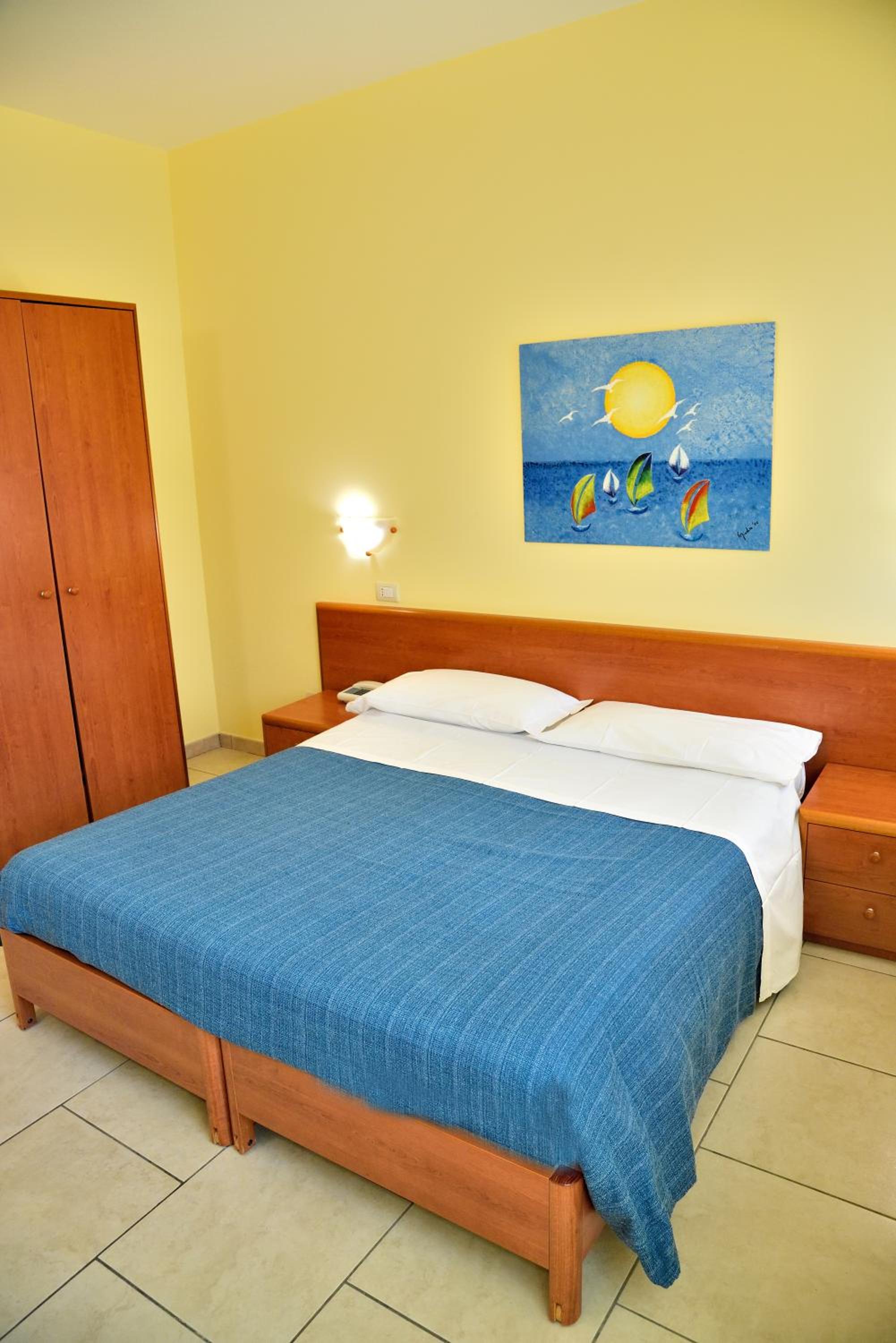 Double Room - Photo 1