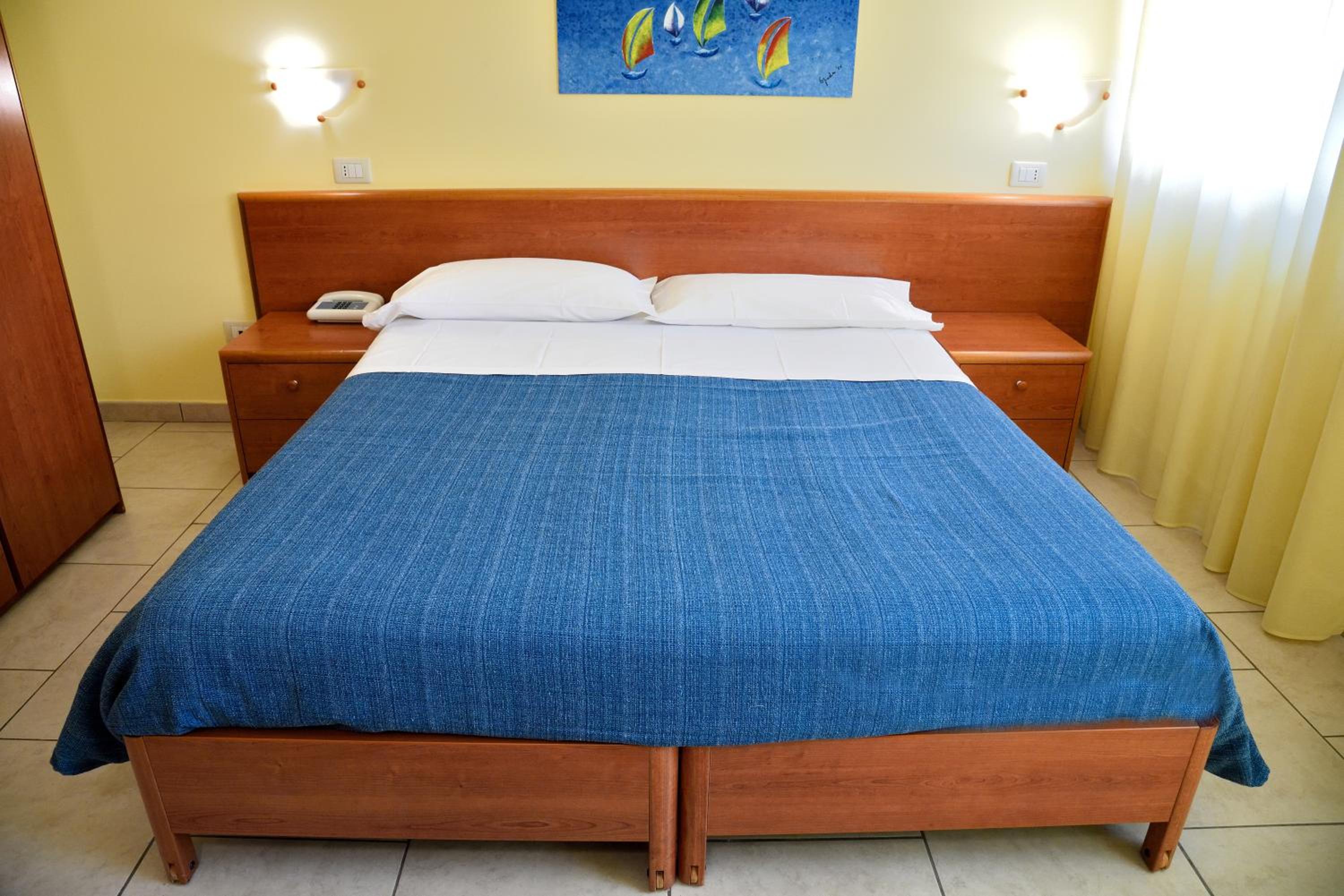 Double Room - Photo 4