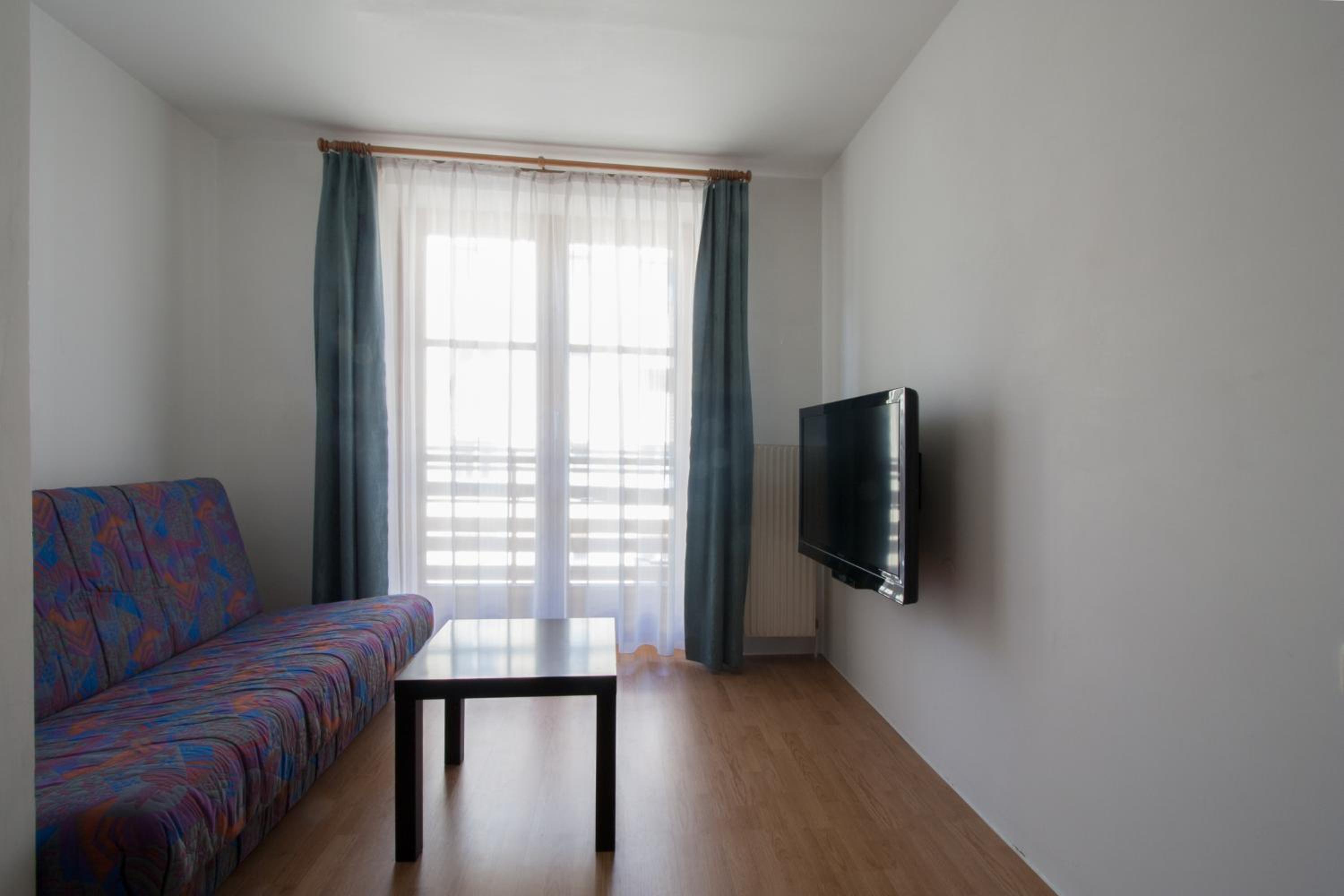Budget One-Bedroom Apartment