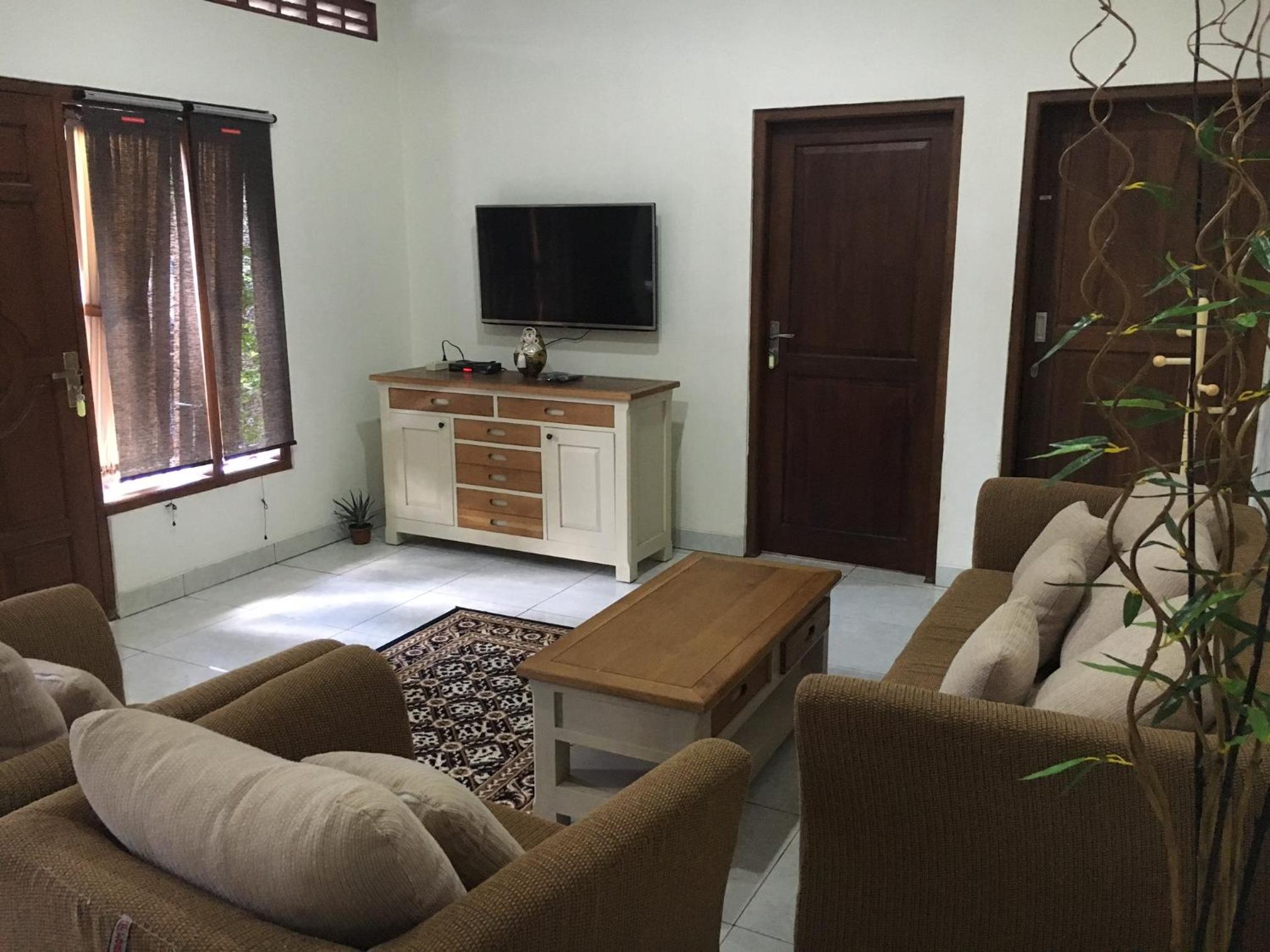 Family Studio Three Bedrooms photo 1