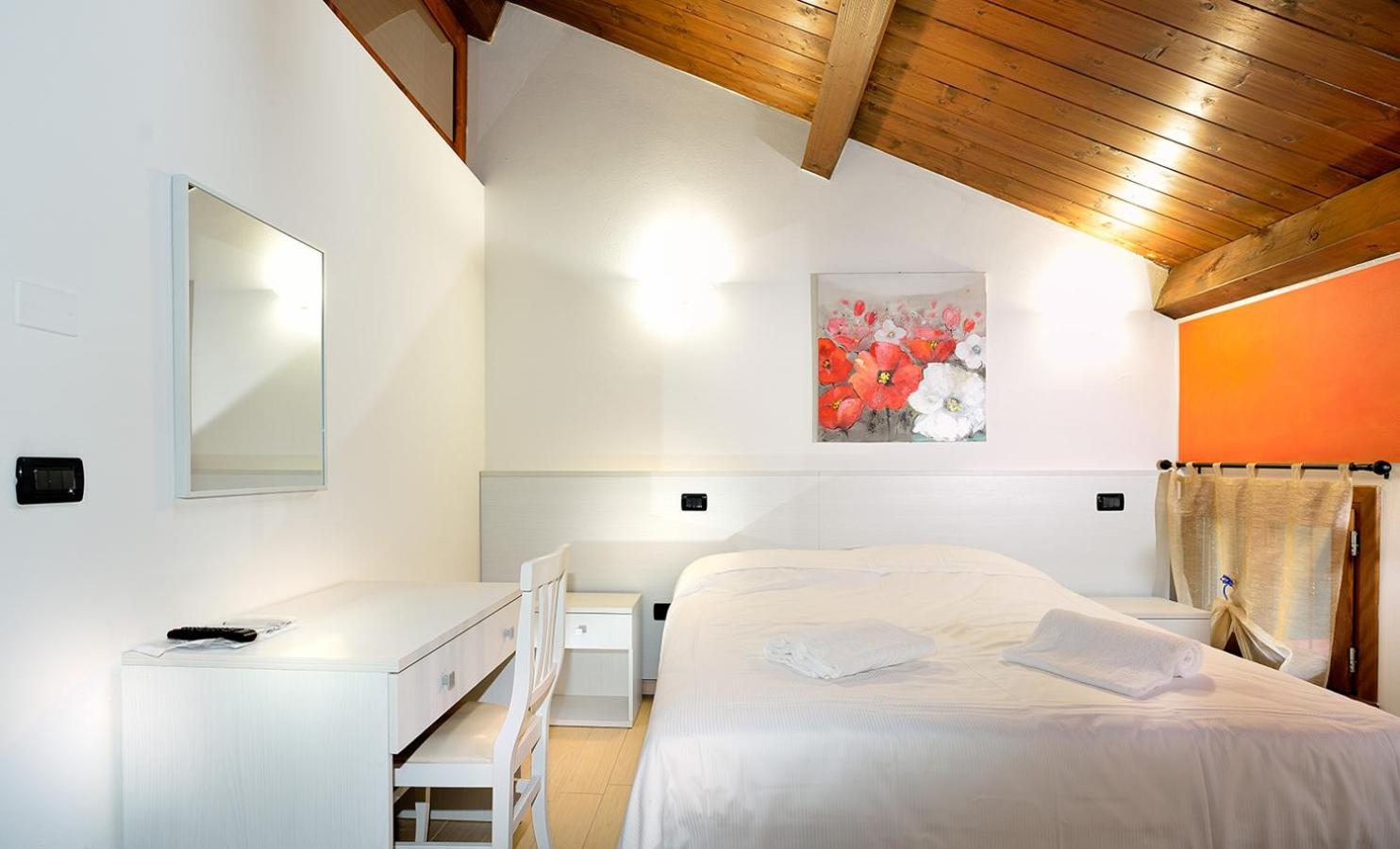Standard Apartment - Photo 5