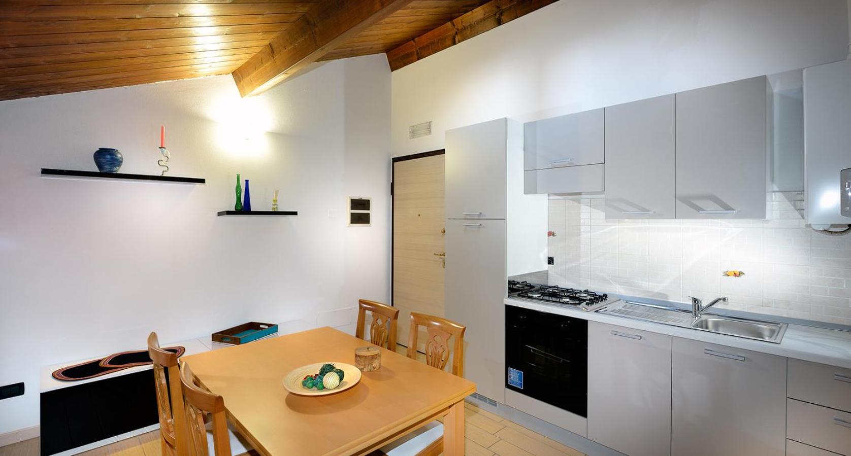 Standard Apartment - Photo 9