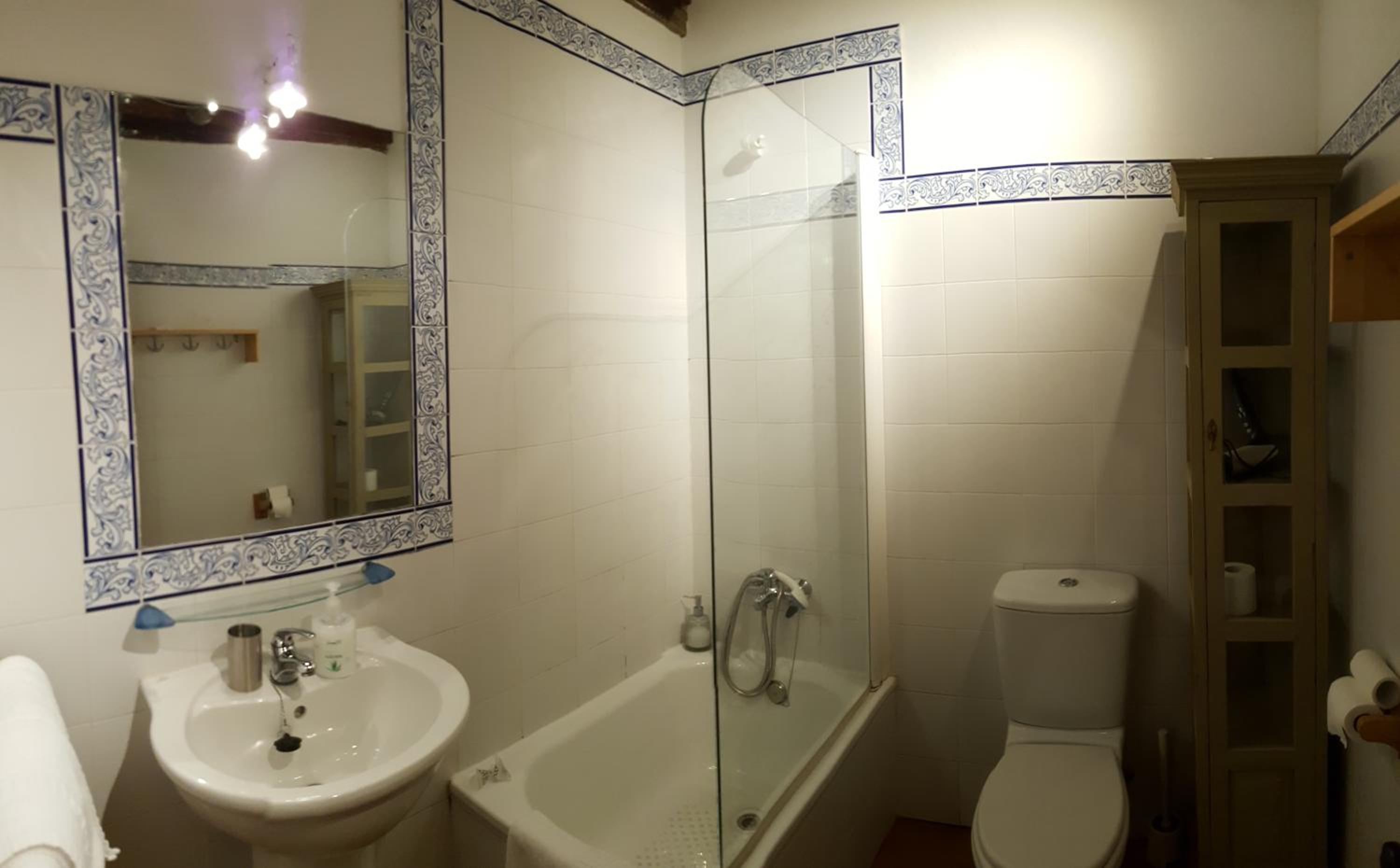 Double Room with Double Bed or Two Single Beds  photo 3