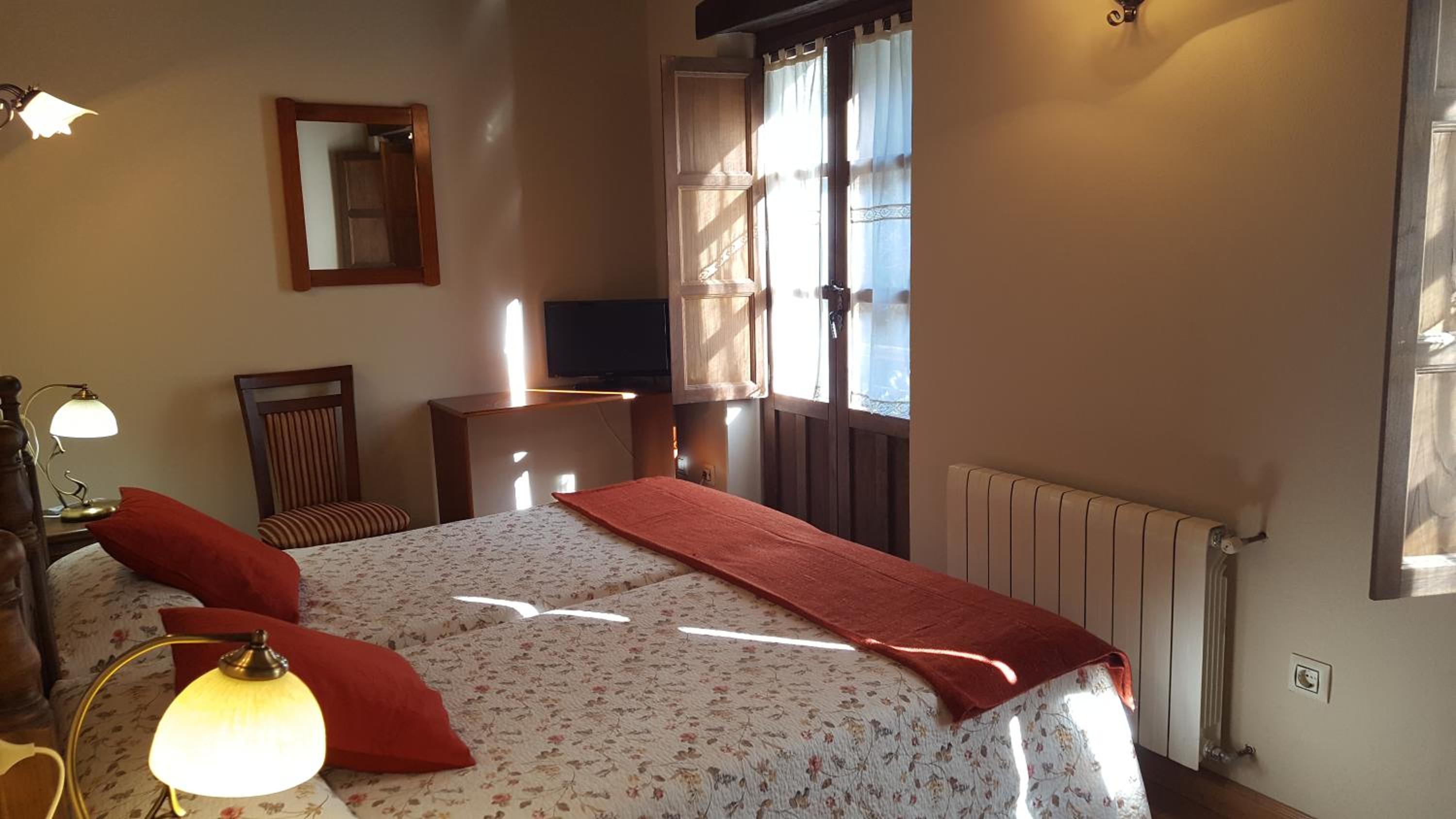 Double or Twin Room photo 2