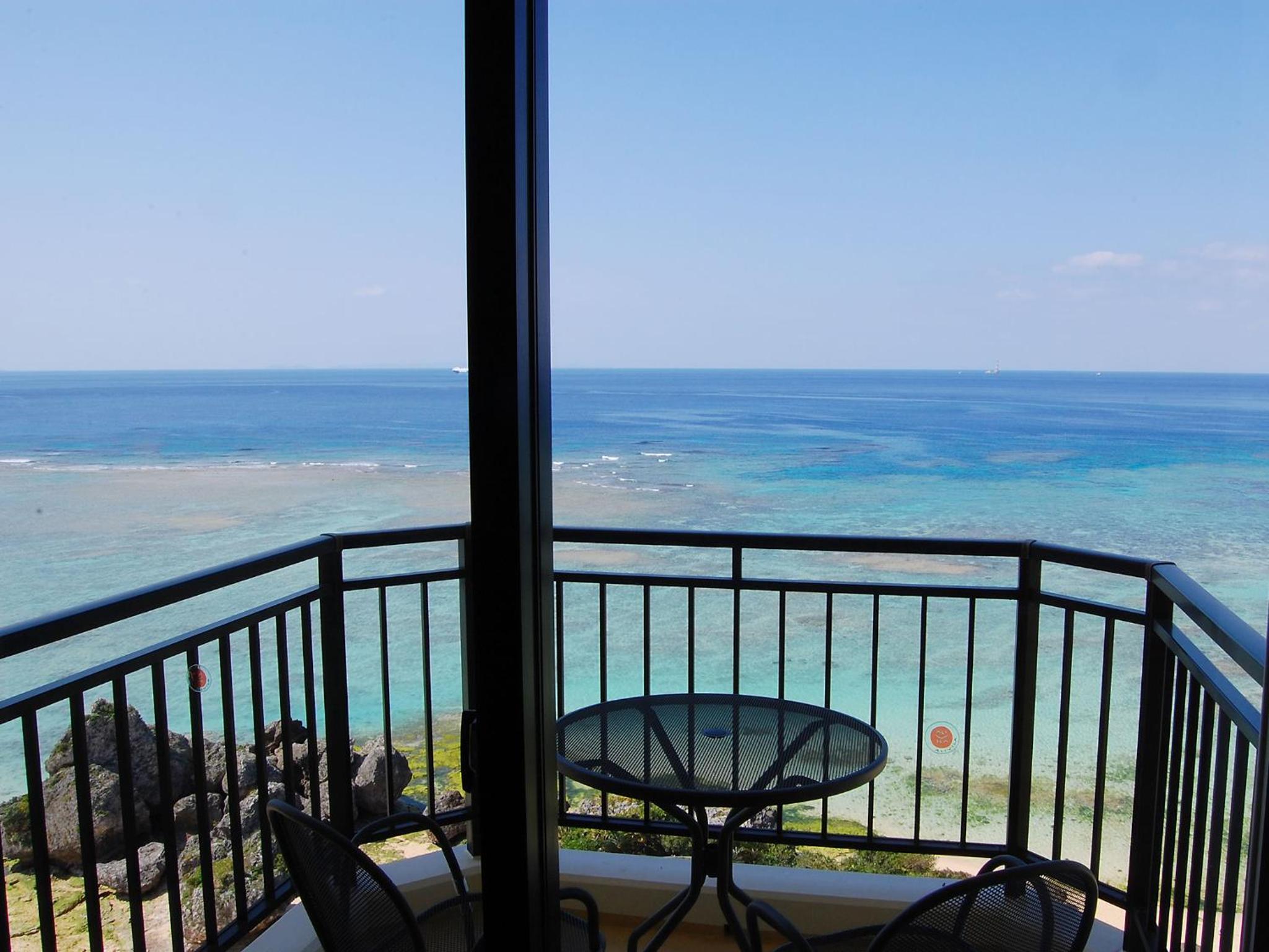 Ocean Front Twin - Non-Smoking - Photo 5