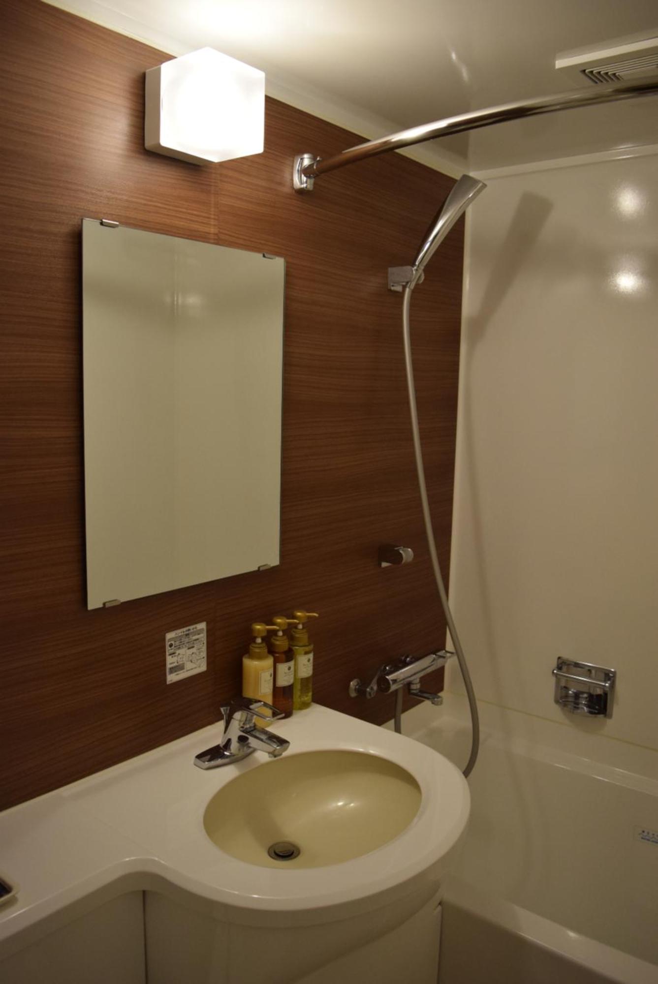 Single Room - Non-Smoking photo 2