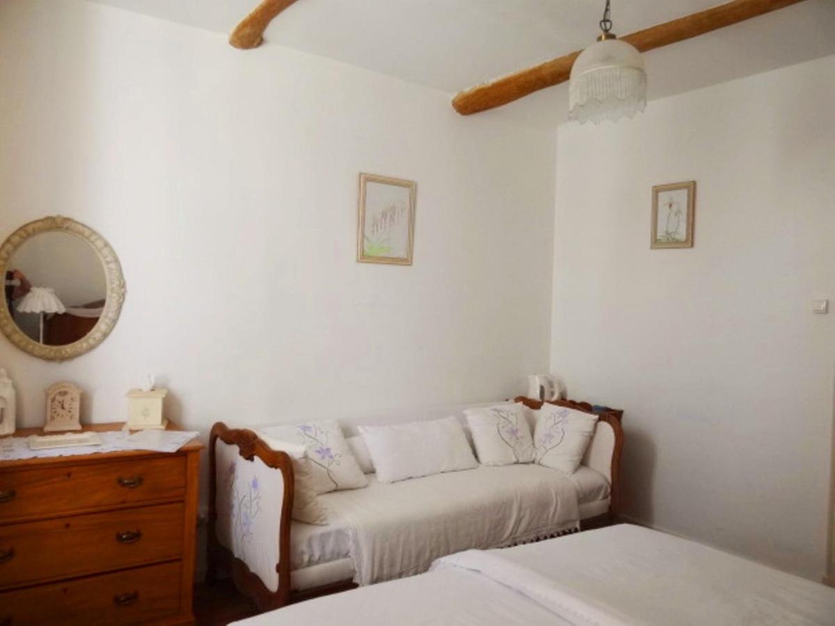 Double Room with Private External Bathroom photo 2