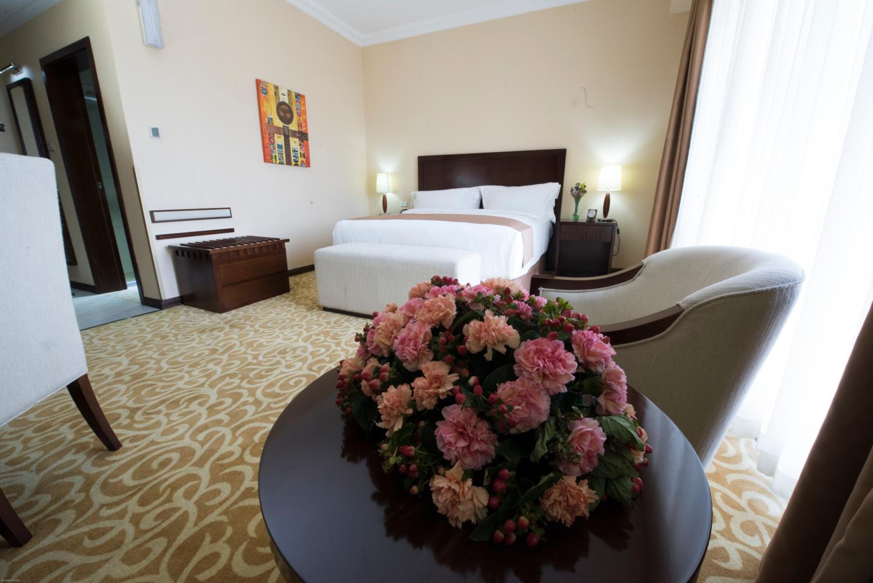 Standard King Room - Photo 3