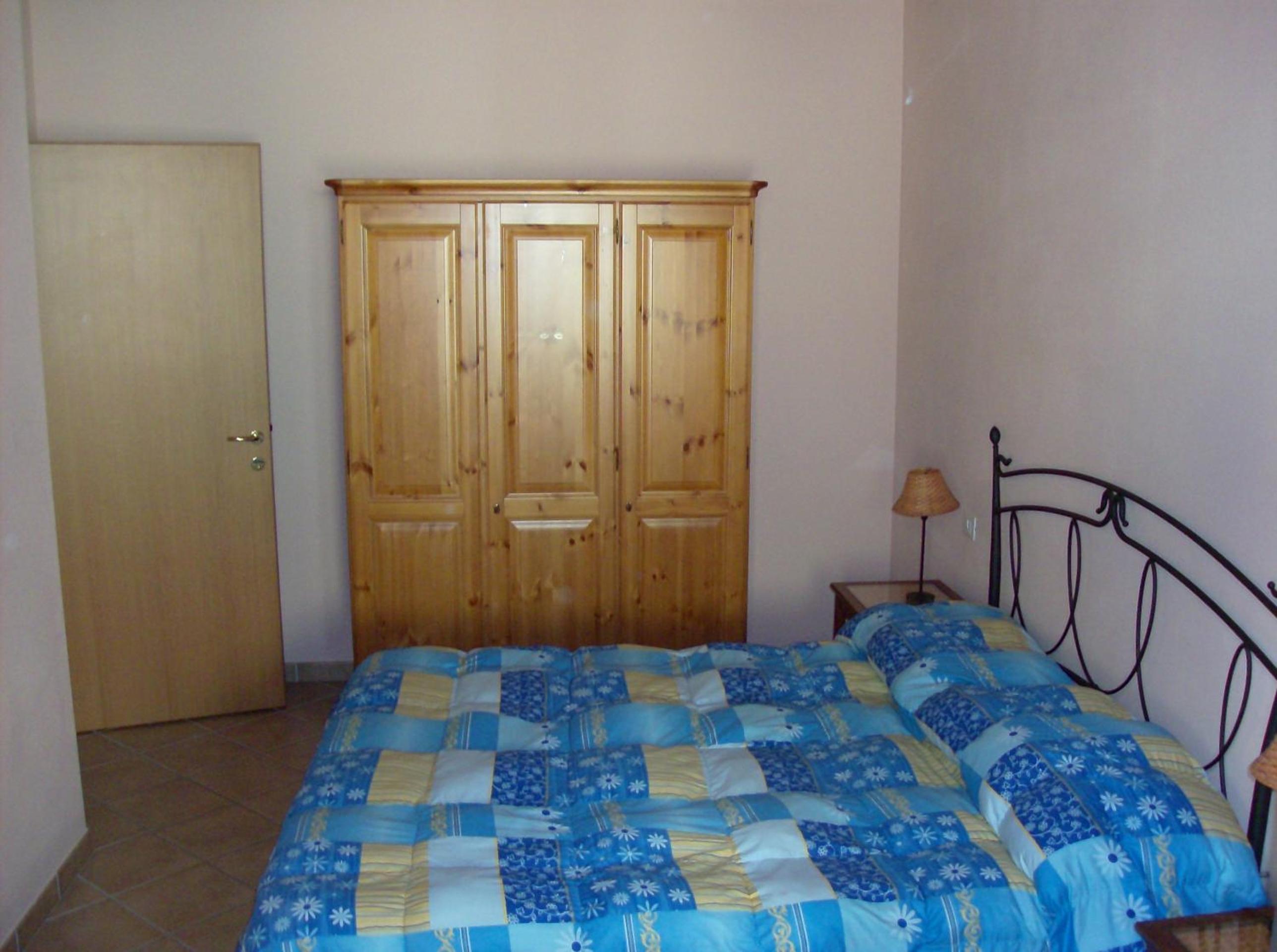 One-Bedroom Apartment - Ground Floor photo 1