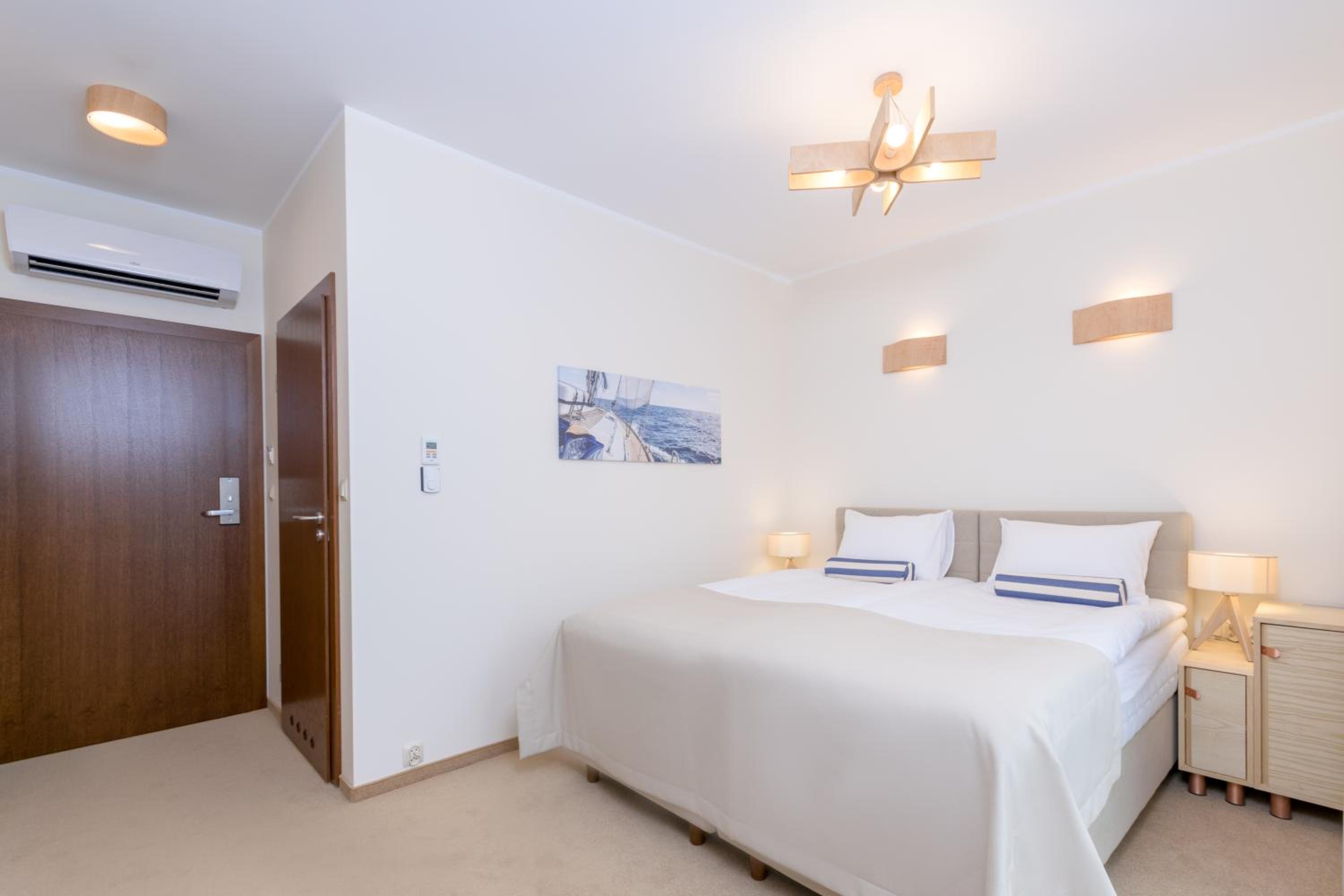 Superior Double or Twin Room photo 3