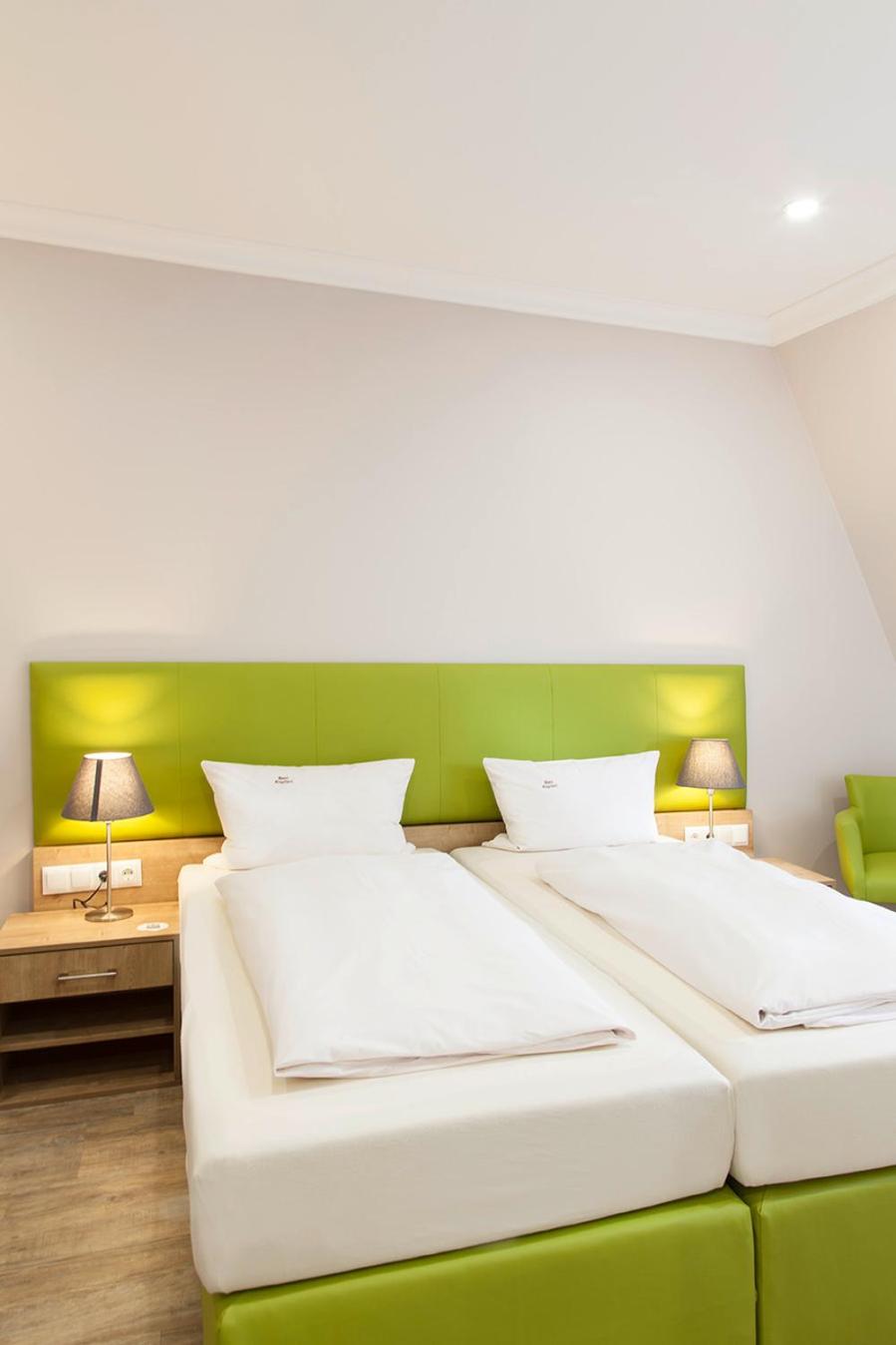 Double Room - Photo 13