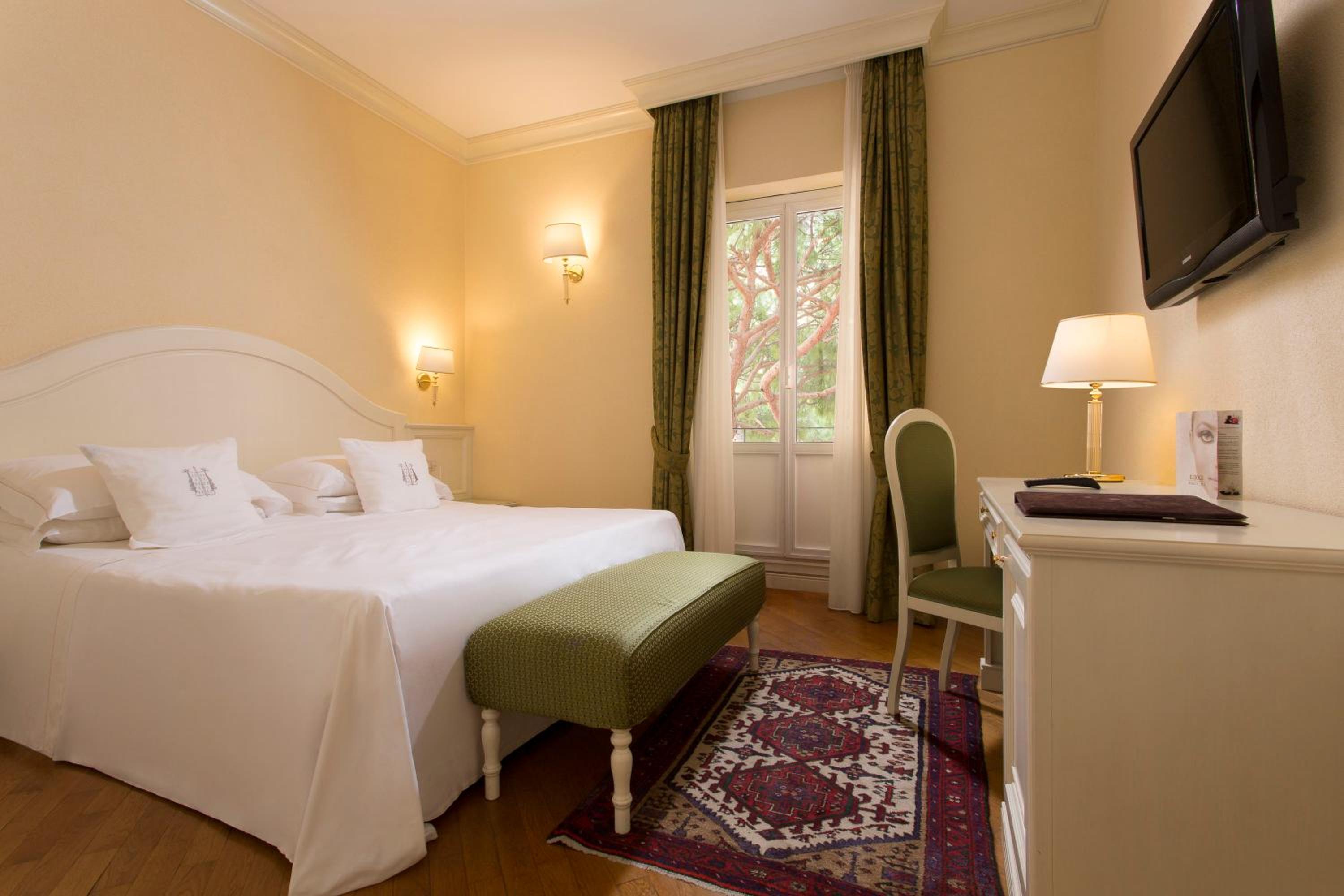 Classic Double Room - Photo 4