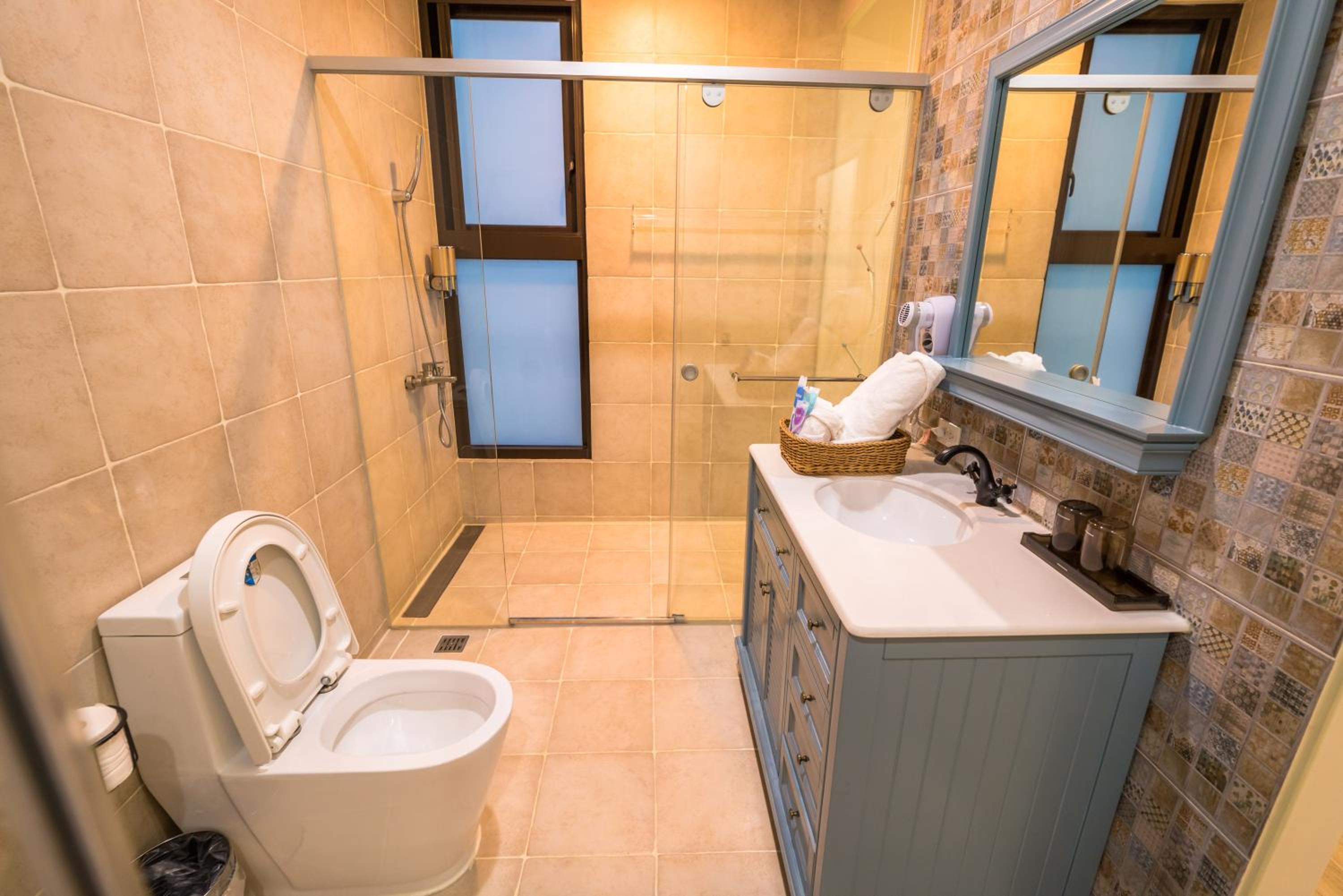 King Room with Balcony photo 3