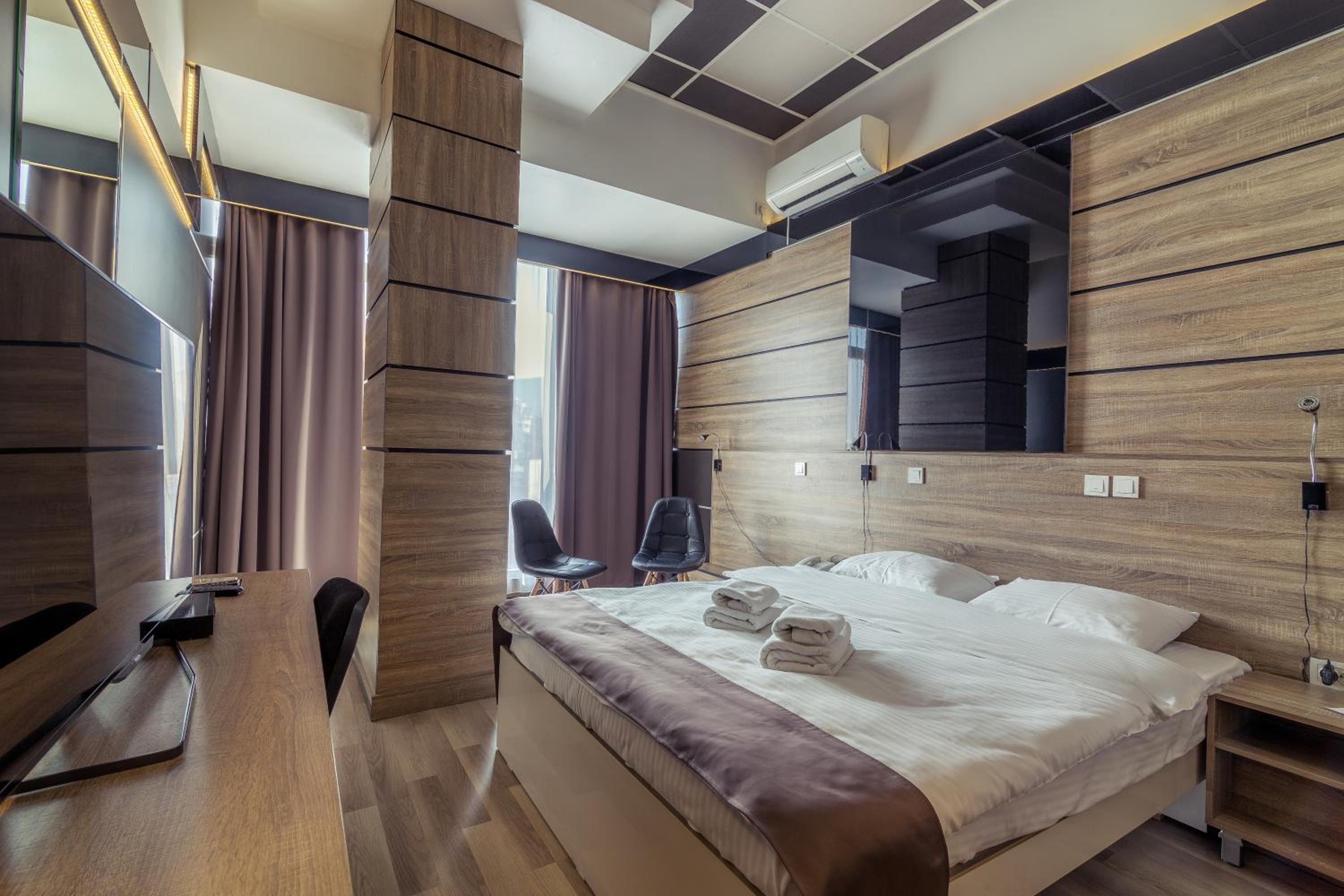 Superior Double Room with City View