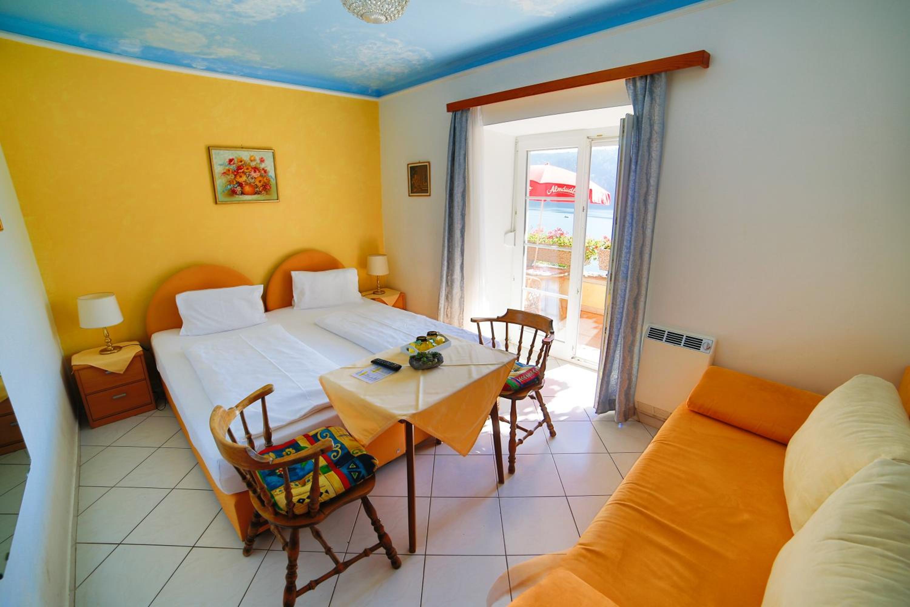 Double Room with Lake View