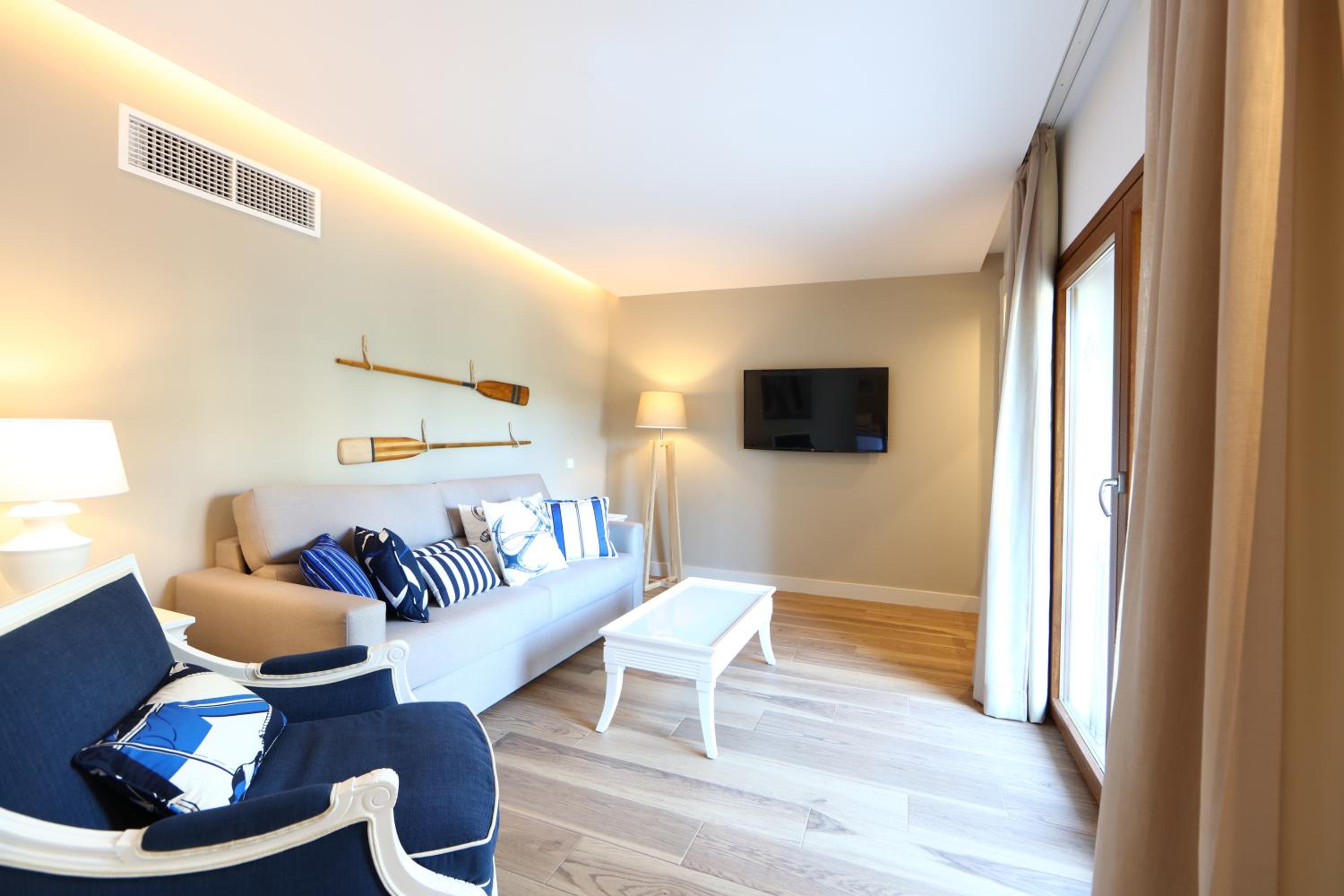 Junior Suite - Photo 2