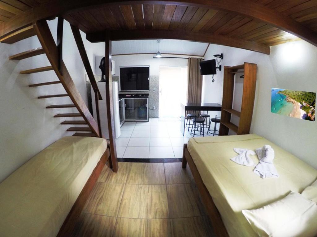 Superior Family Room - Photo 13