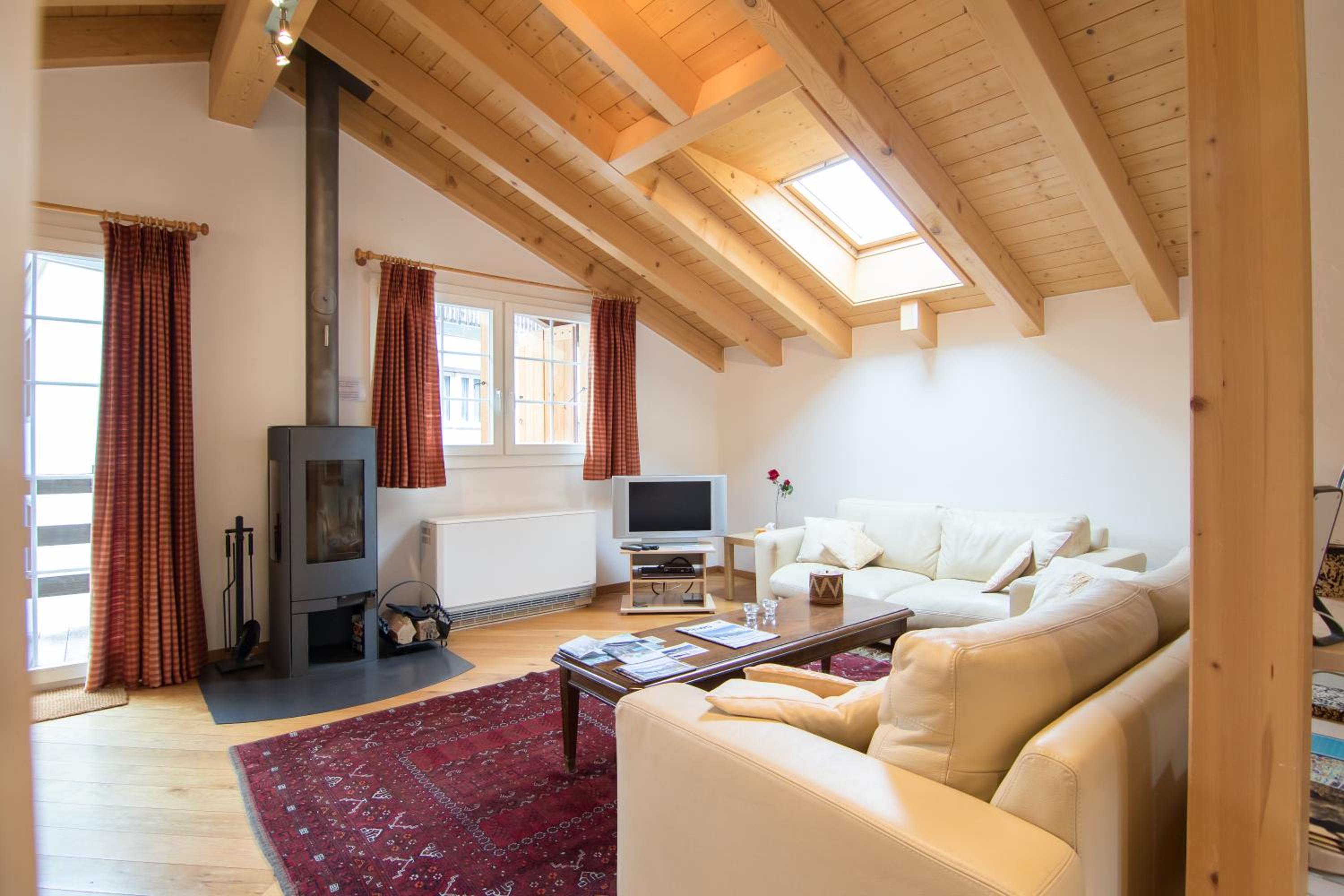 Three-Bedroom Chalet photo 1