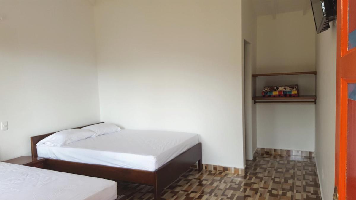 Triple Room with Private Bathroom photo 2