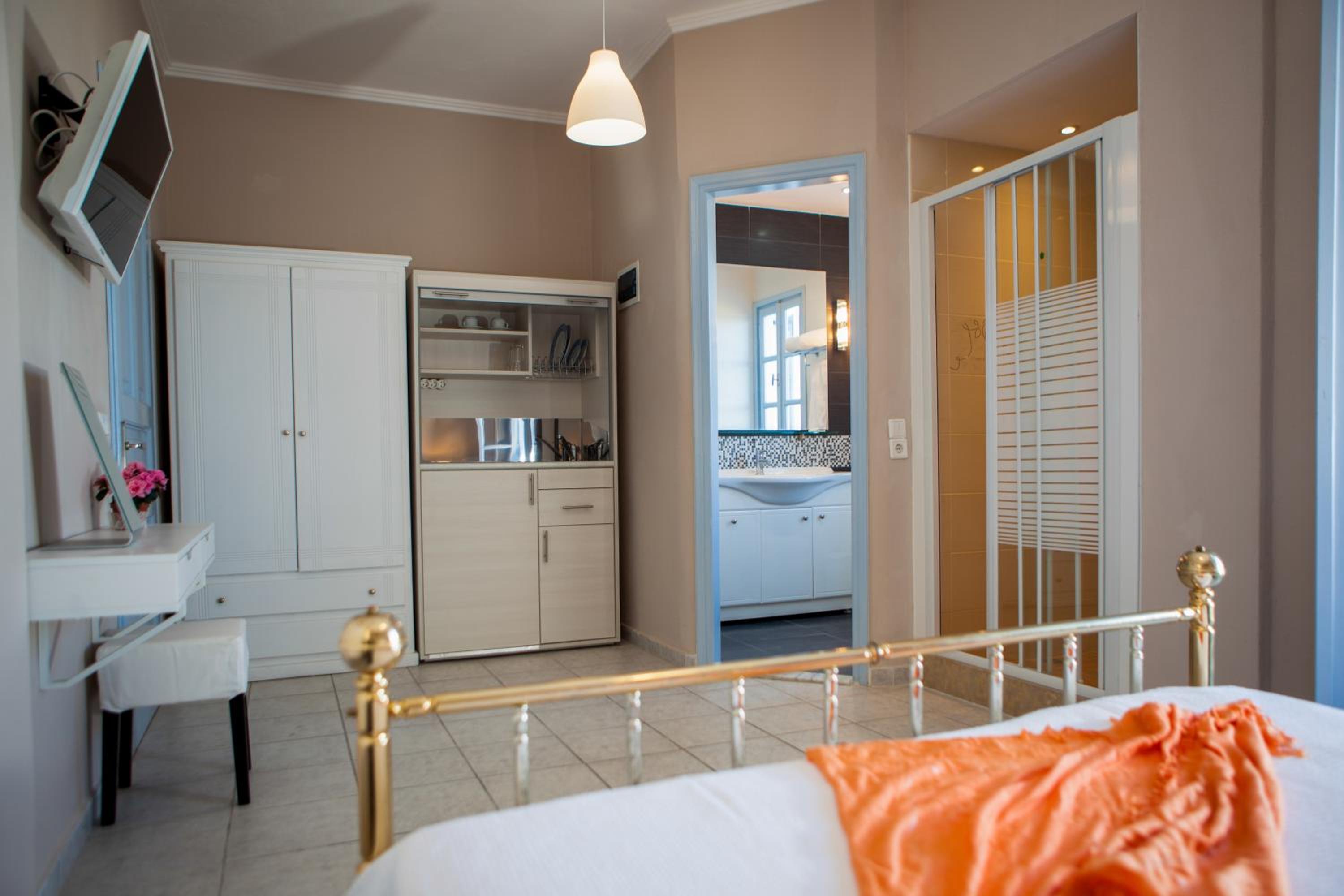 Standard Balcony Studio with Sea View photo 3