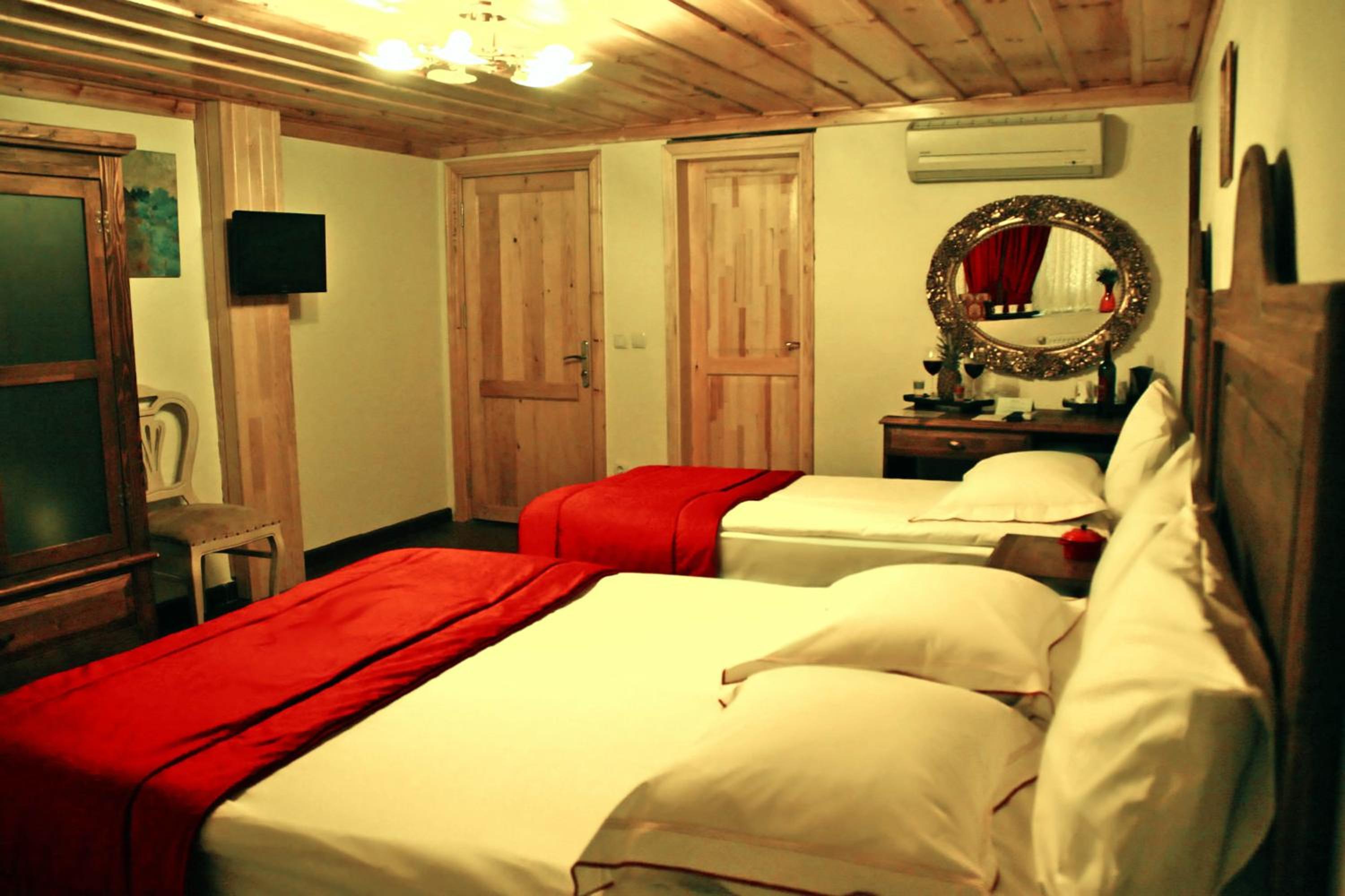 Standard Triple Room photo 3