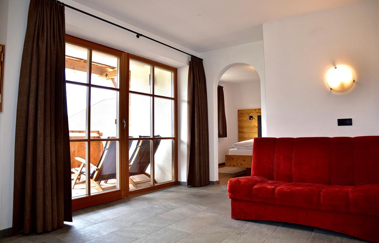 One-Bedroom Apartment (2 Adults)