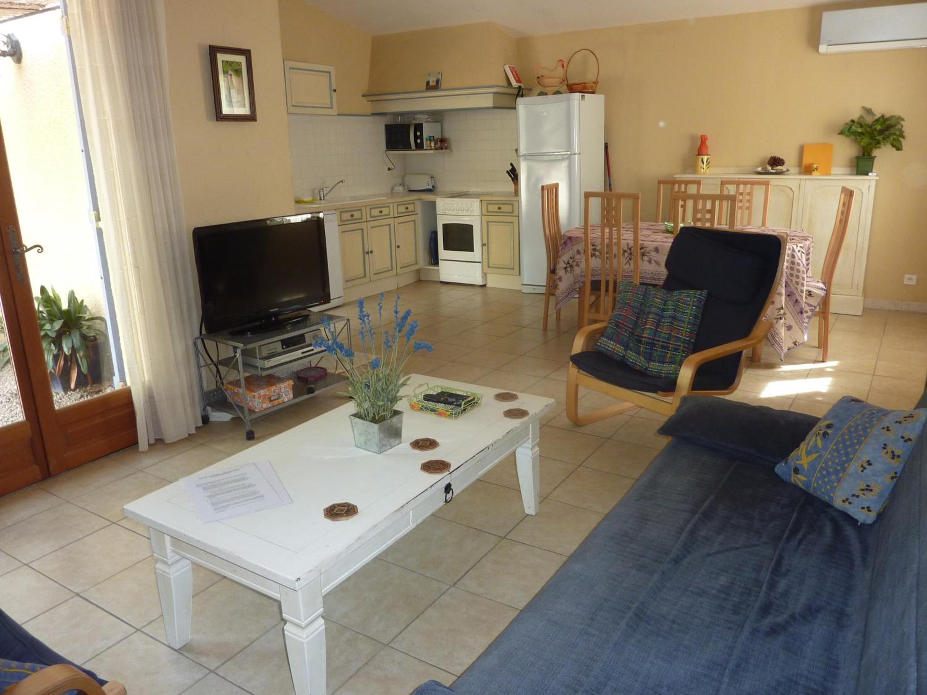 Four-Bedroom House photo 1