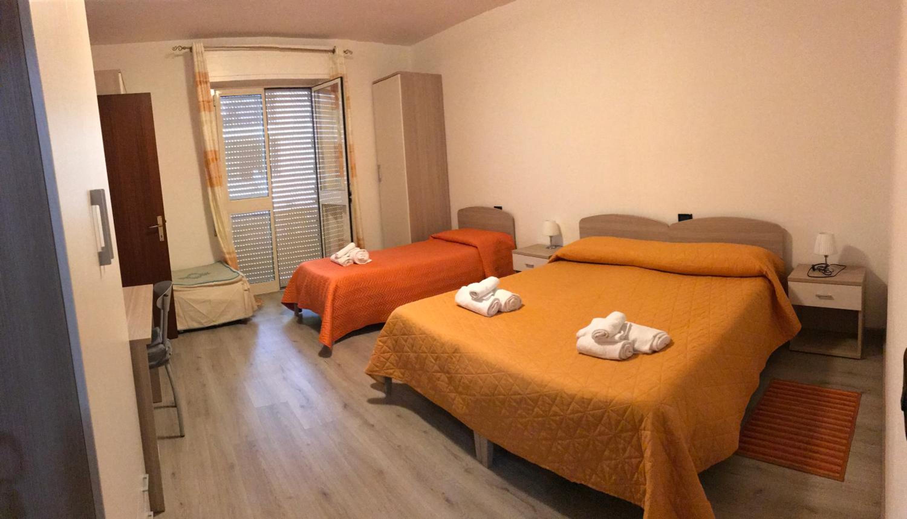 Triple Room with Balcony photo 3