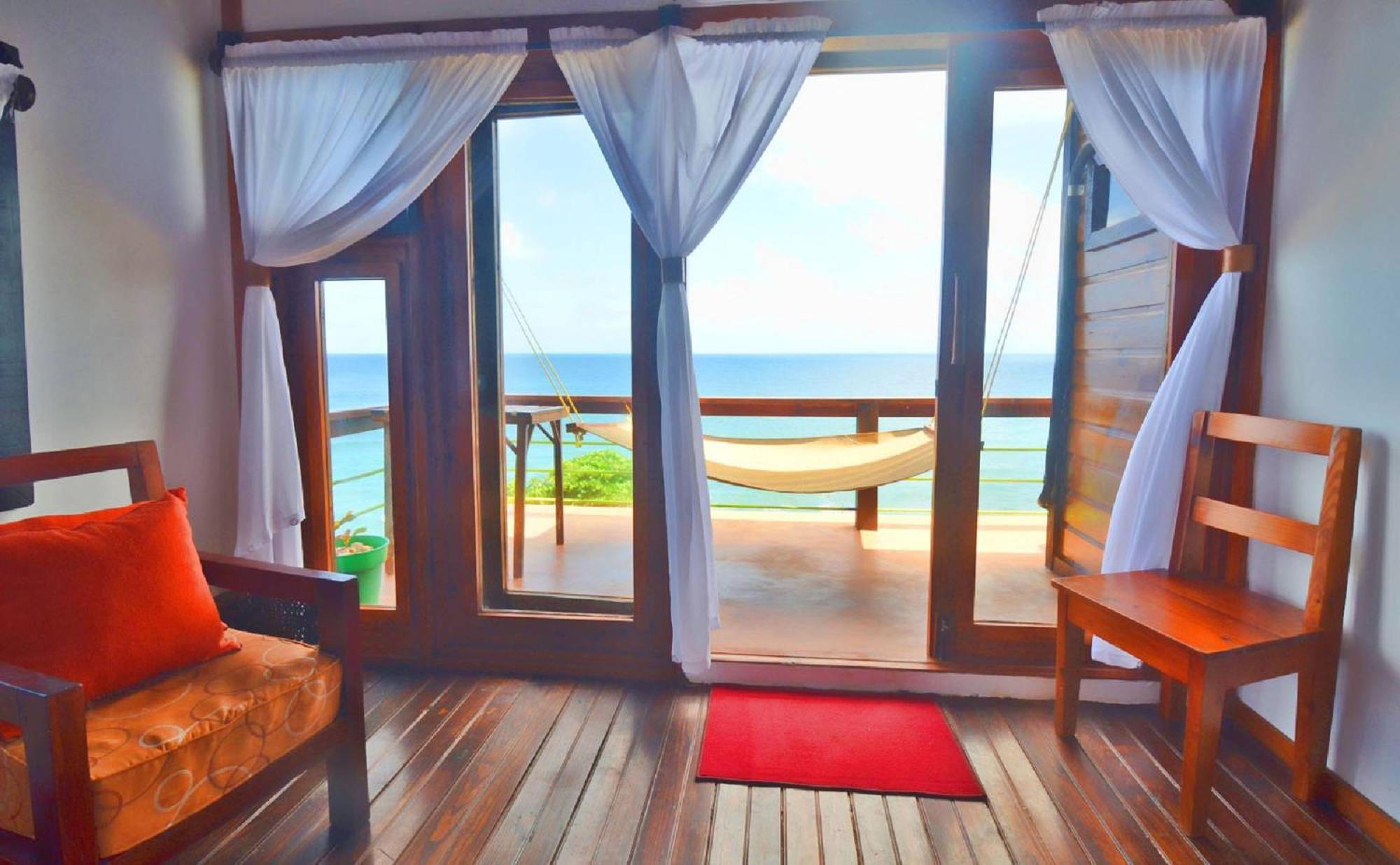 Queen Suite with Sea View