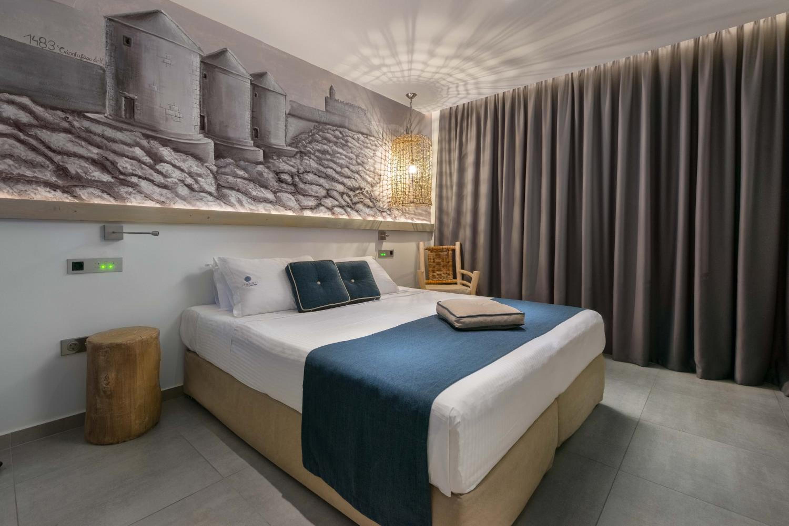 Deluxe Double or Twin Room with Balcony photo 3