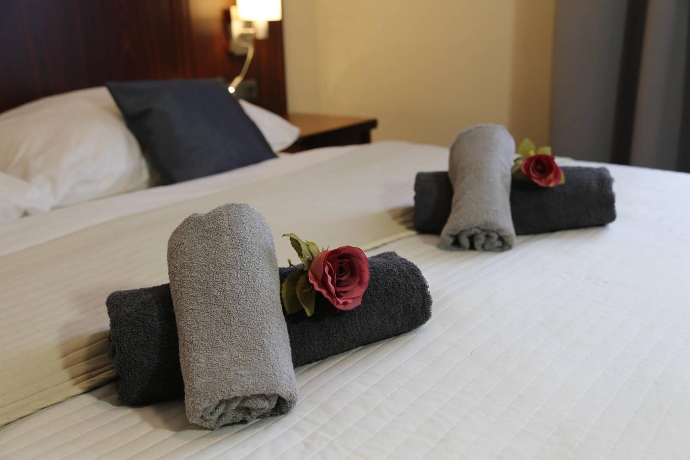 Double Room with Private Bathroom photo 2