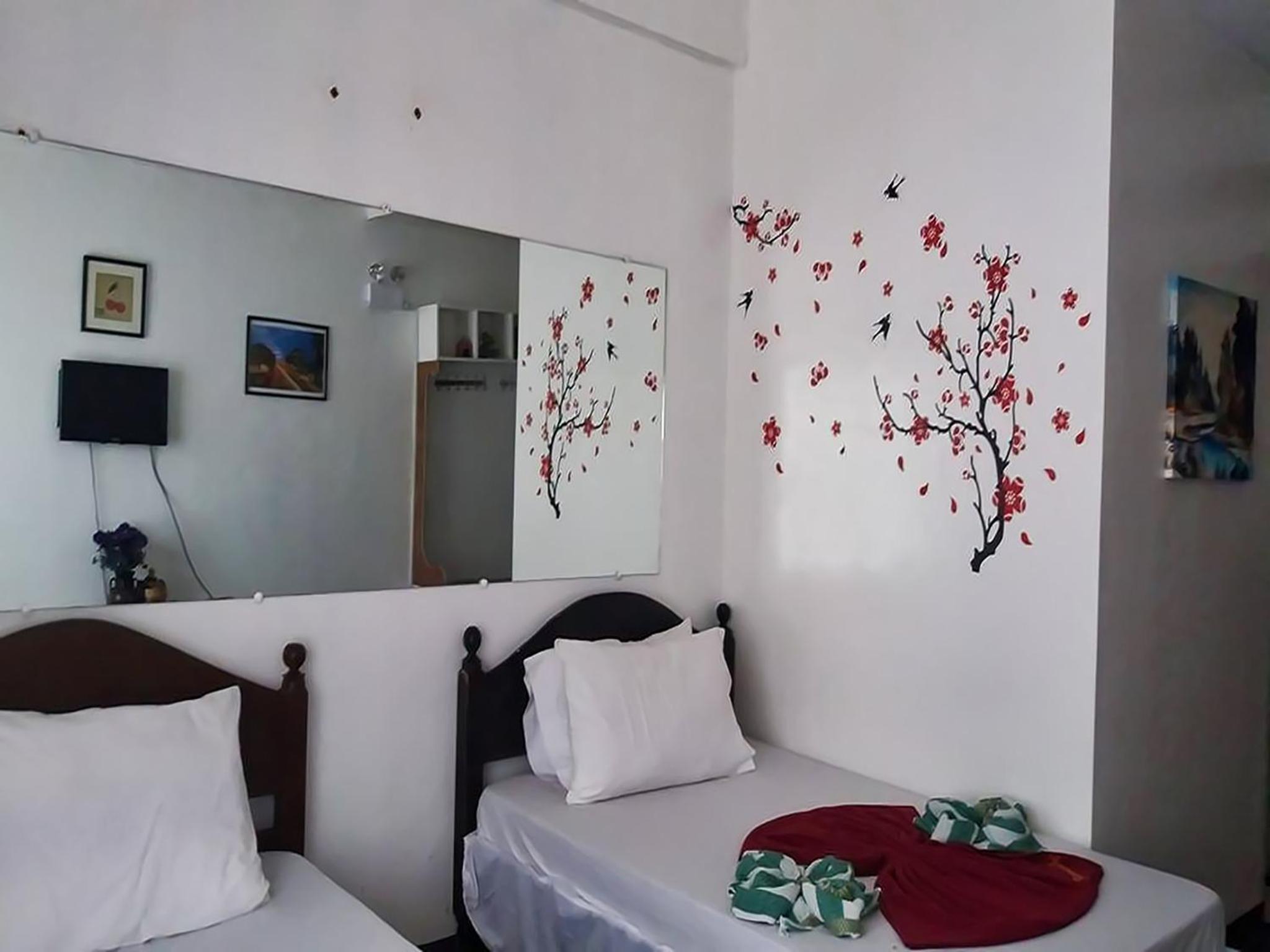 Quadruple Room with Bathroom photo 2