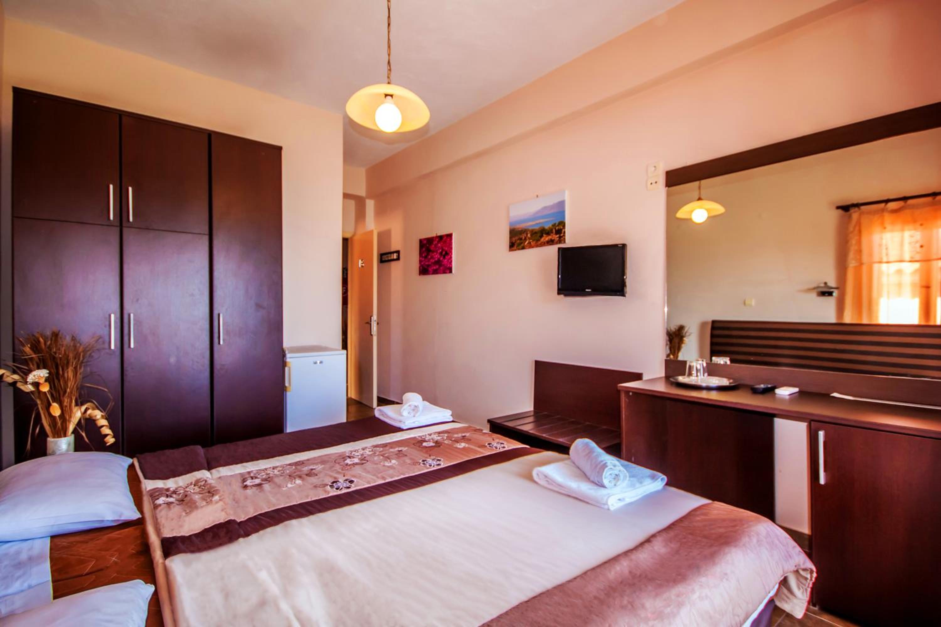 Economy Double Room photo 1