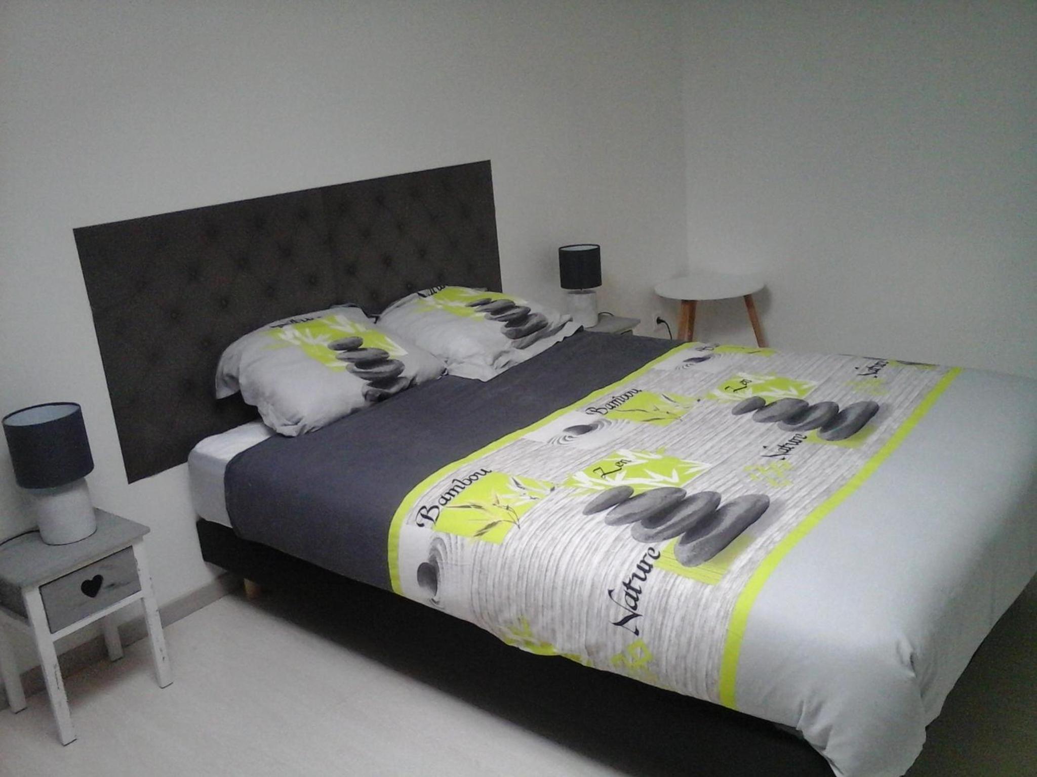 Two-Bedroom House - Photo 5