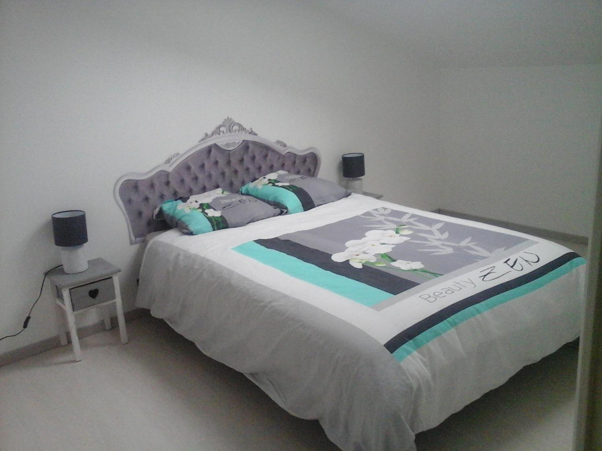 Two-Bedroom House - Photo 8