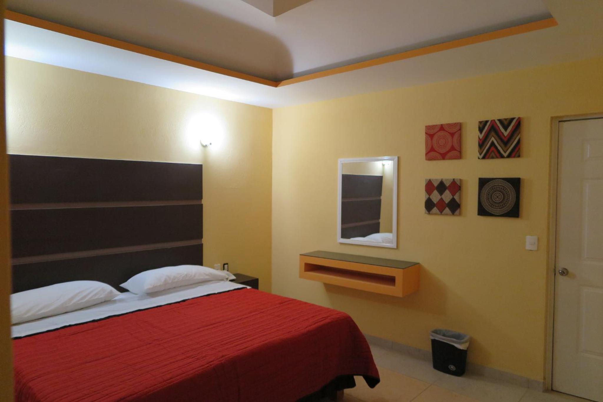 Deluxe King Room photo 2
