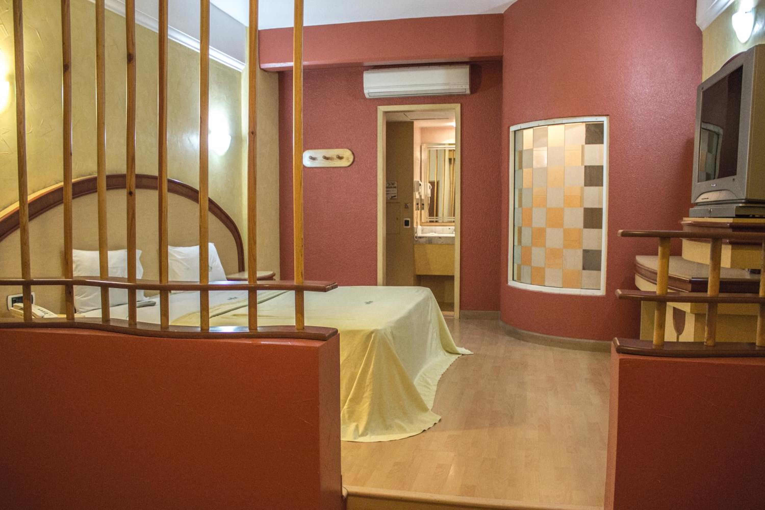Junior Suite - Photo 9