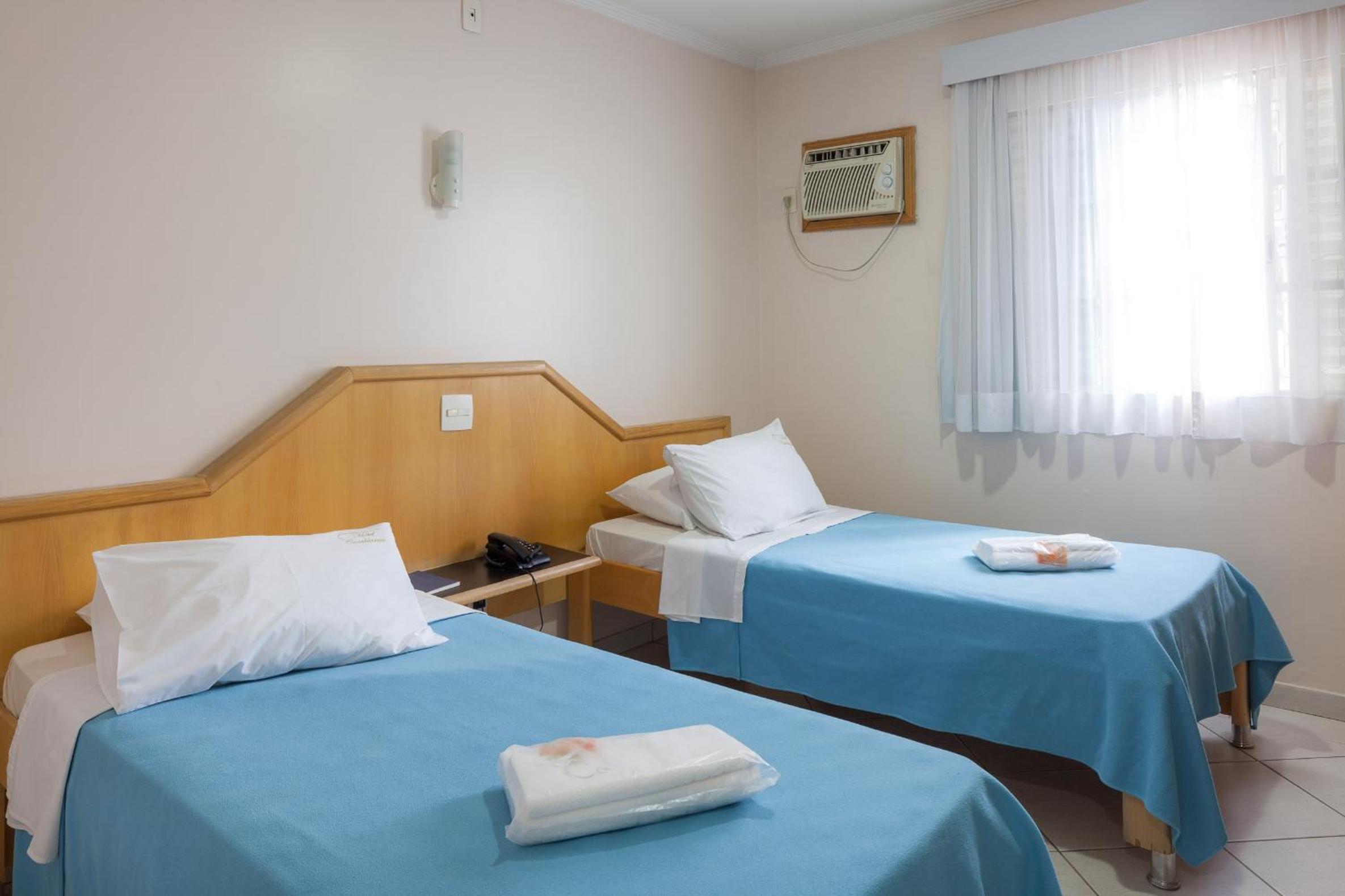 Standard Twin Room photo 3
