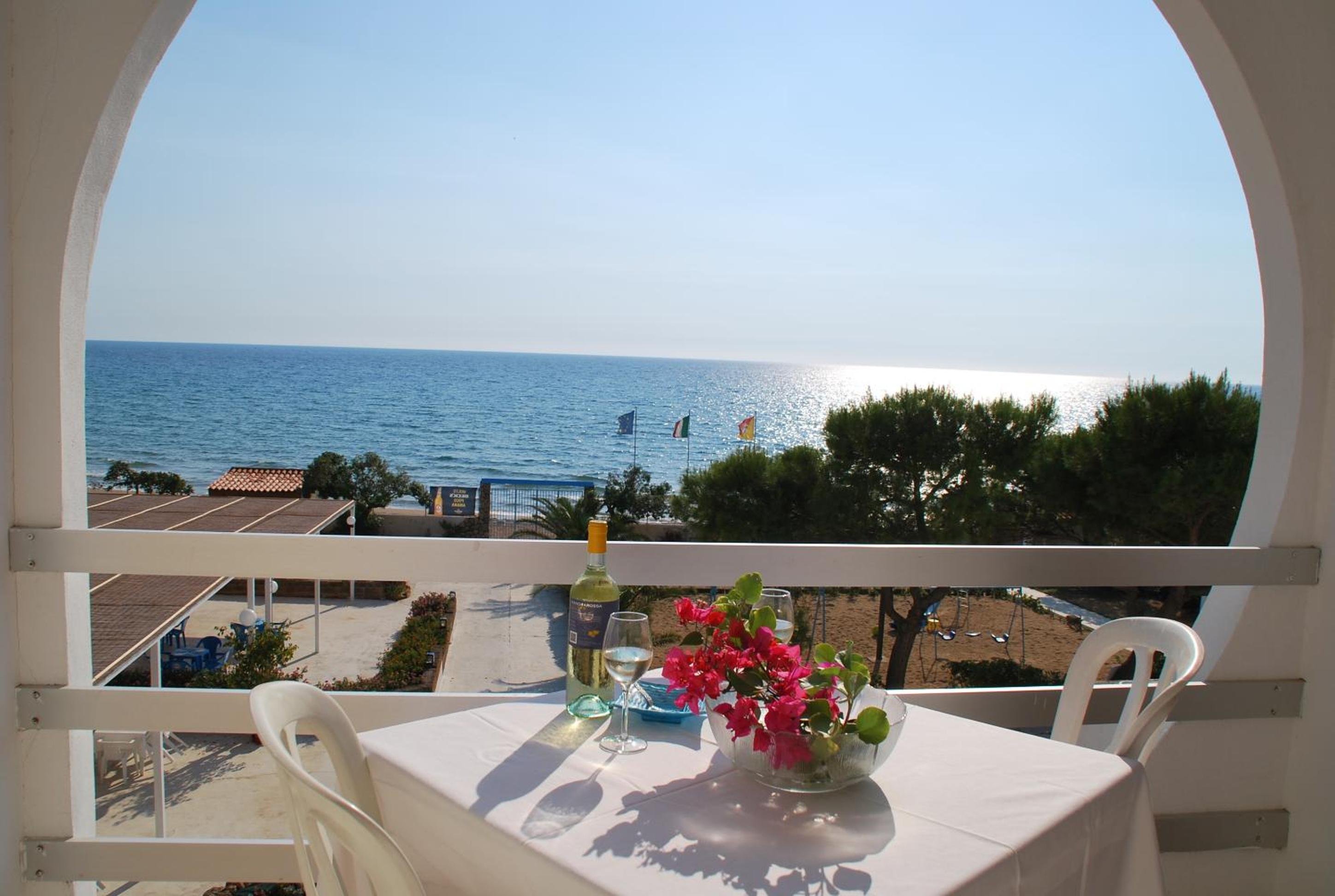 Two-Bedroom Apartment with Sea View photo 3