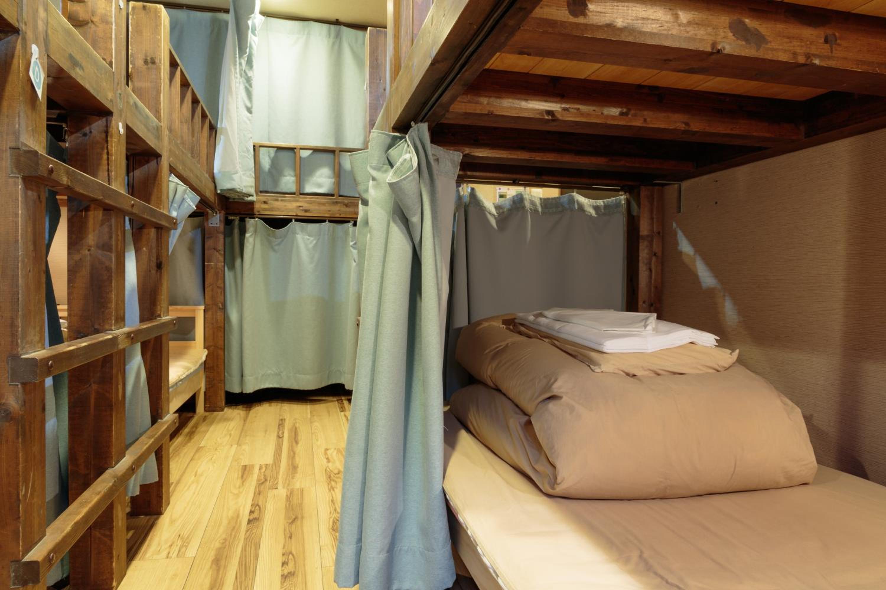 Bed in 8-Bed Mixed Dormitory Room (Adult only) photo 2