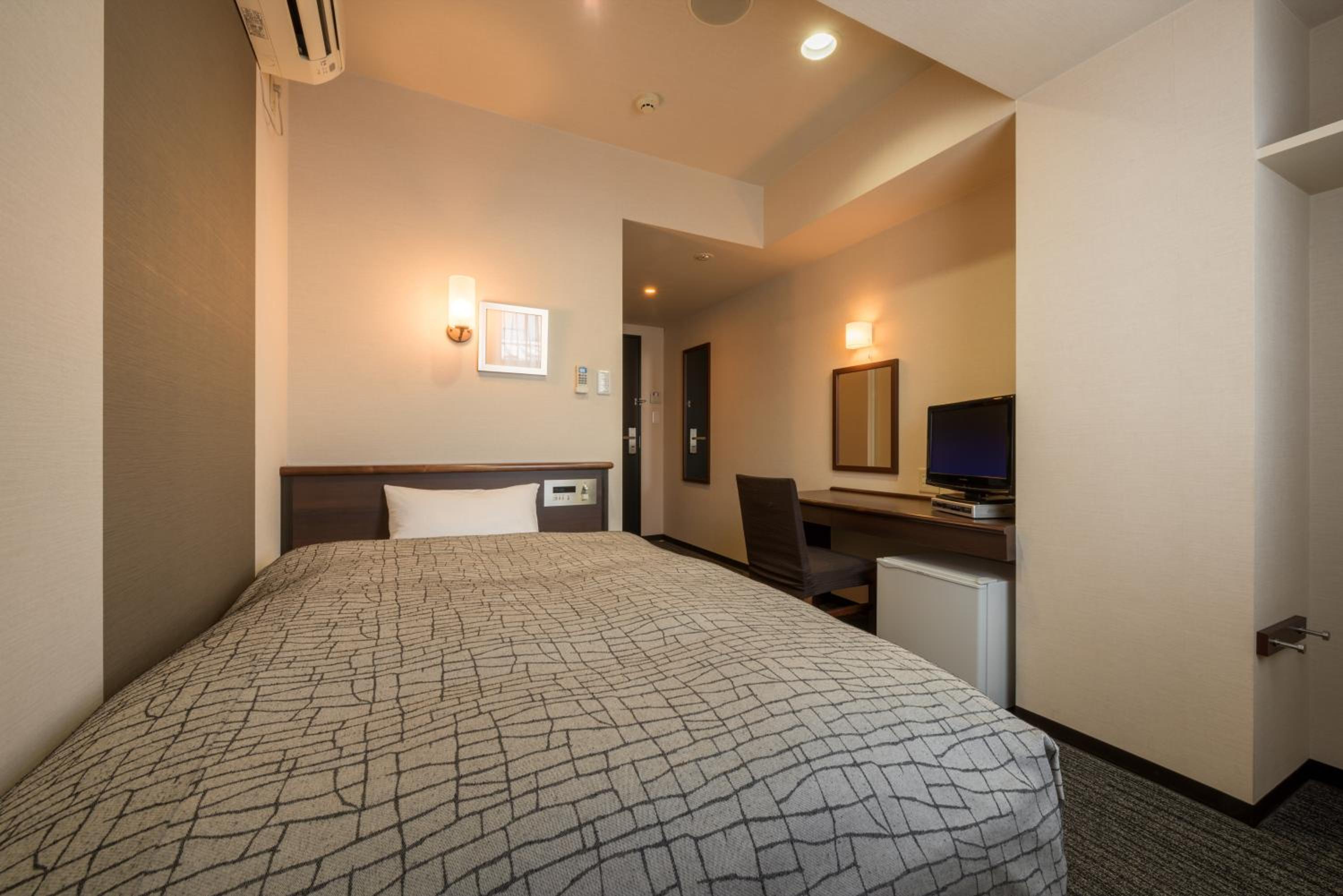 Single Room - Photo 1