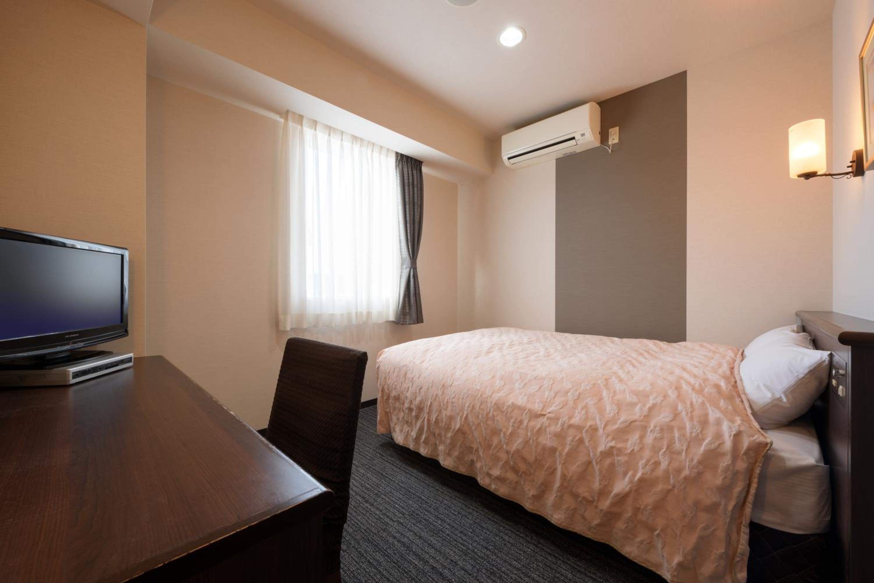 Standard Double Room - Photo 3
