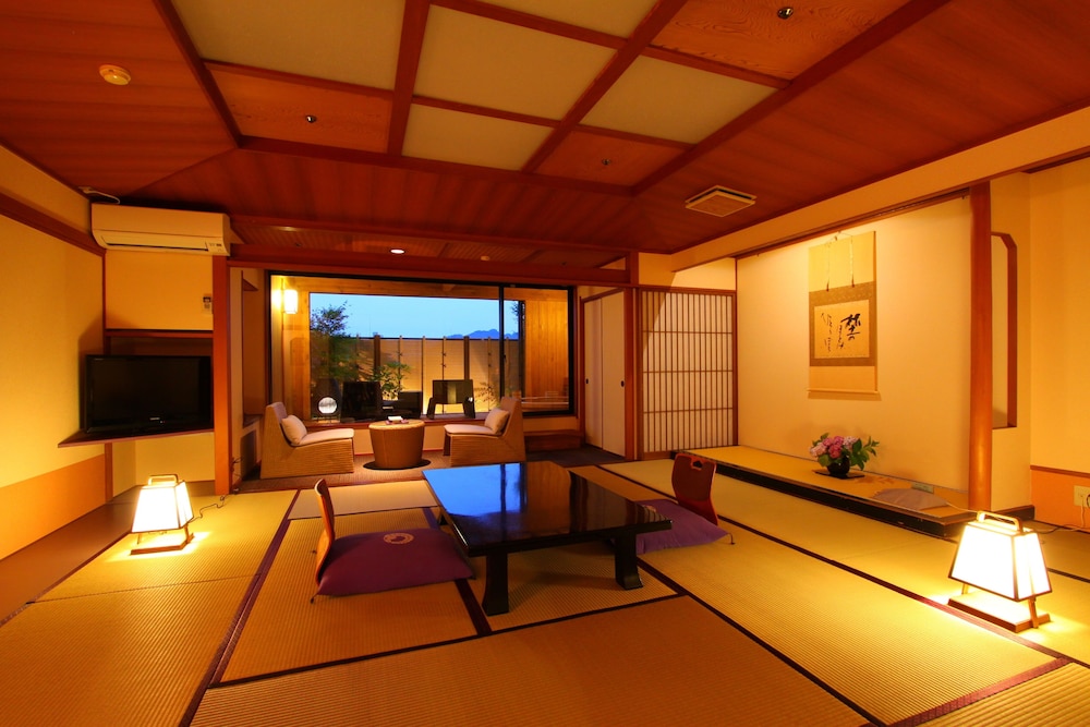 Japanese Style Room, Smoking, Ocean View photo 1