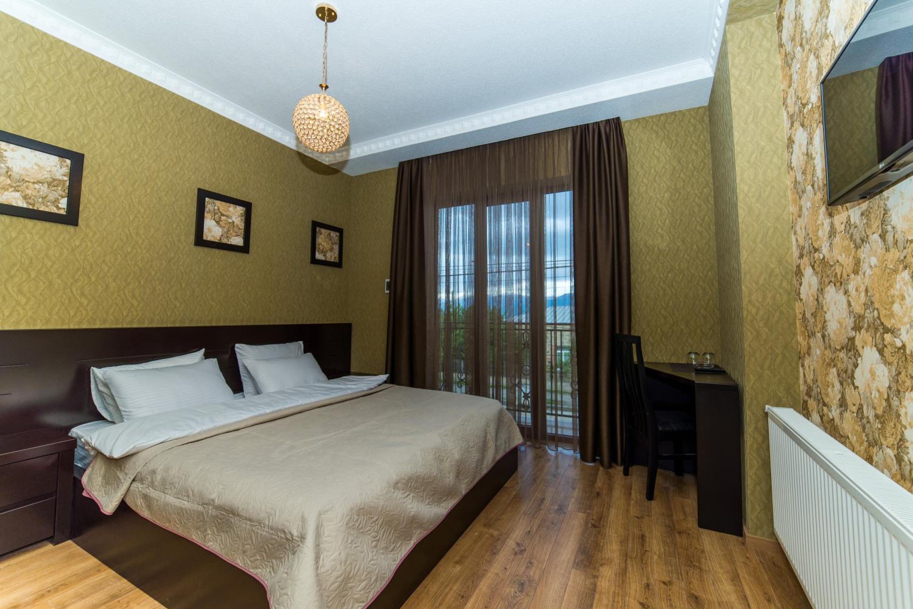 Standard Double Room photo 3