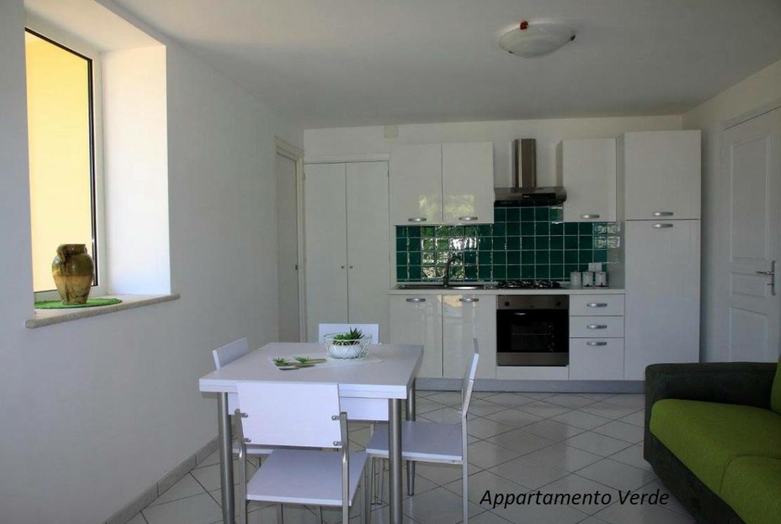 One-Bedroom House photo 1