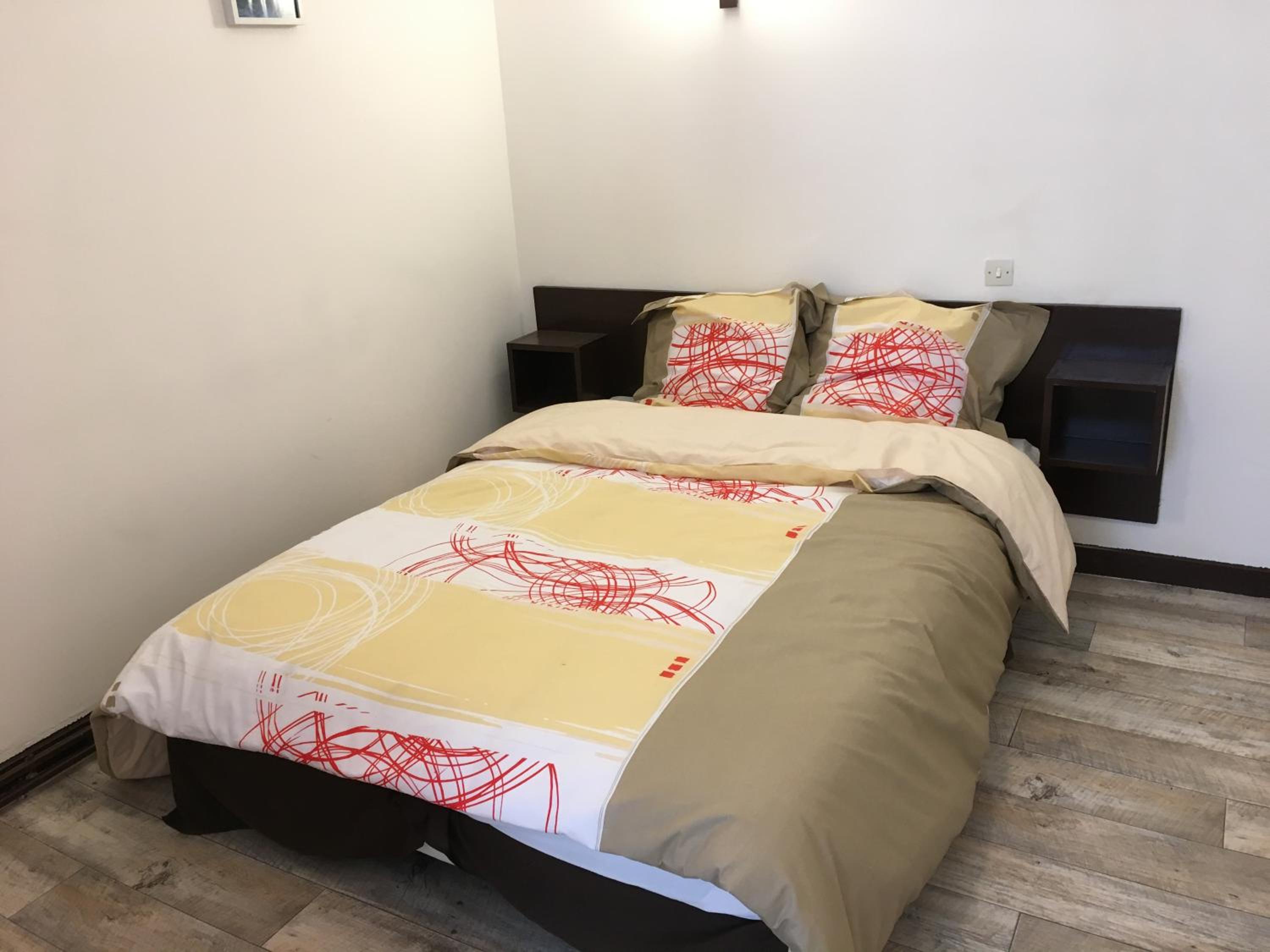 Double Room with Private Bathroom photo 3